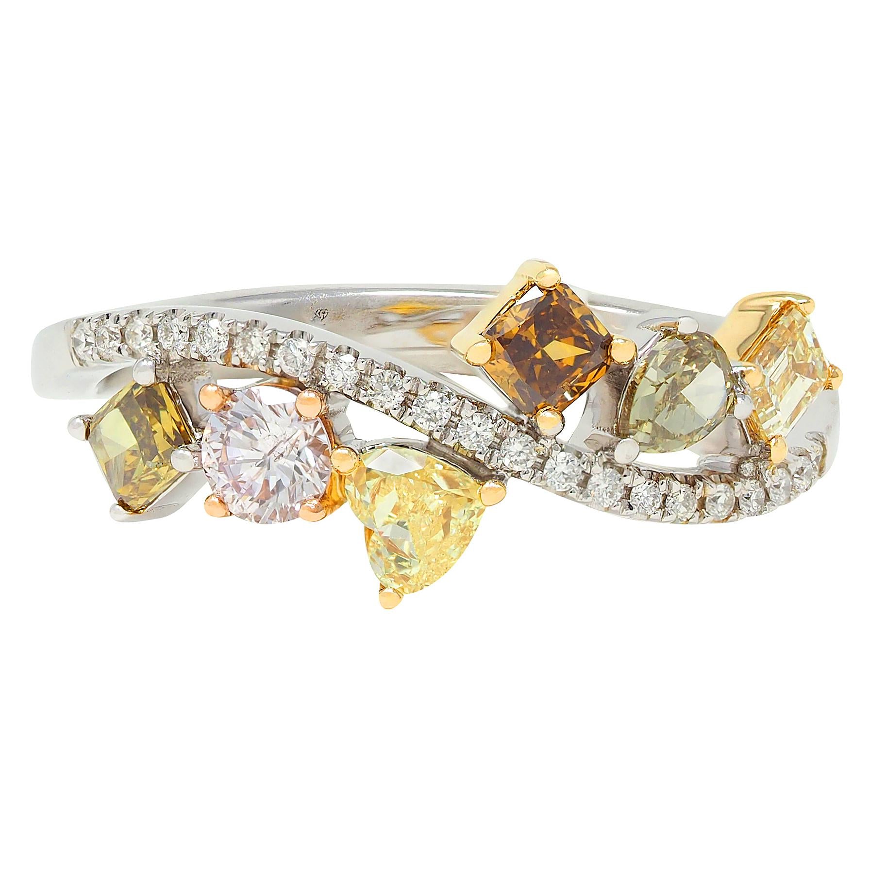 Modani Contemporary Fancy Diamond 18 Karat Two-Tone Gold Band Ring