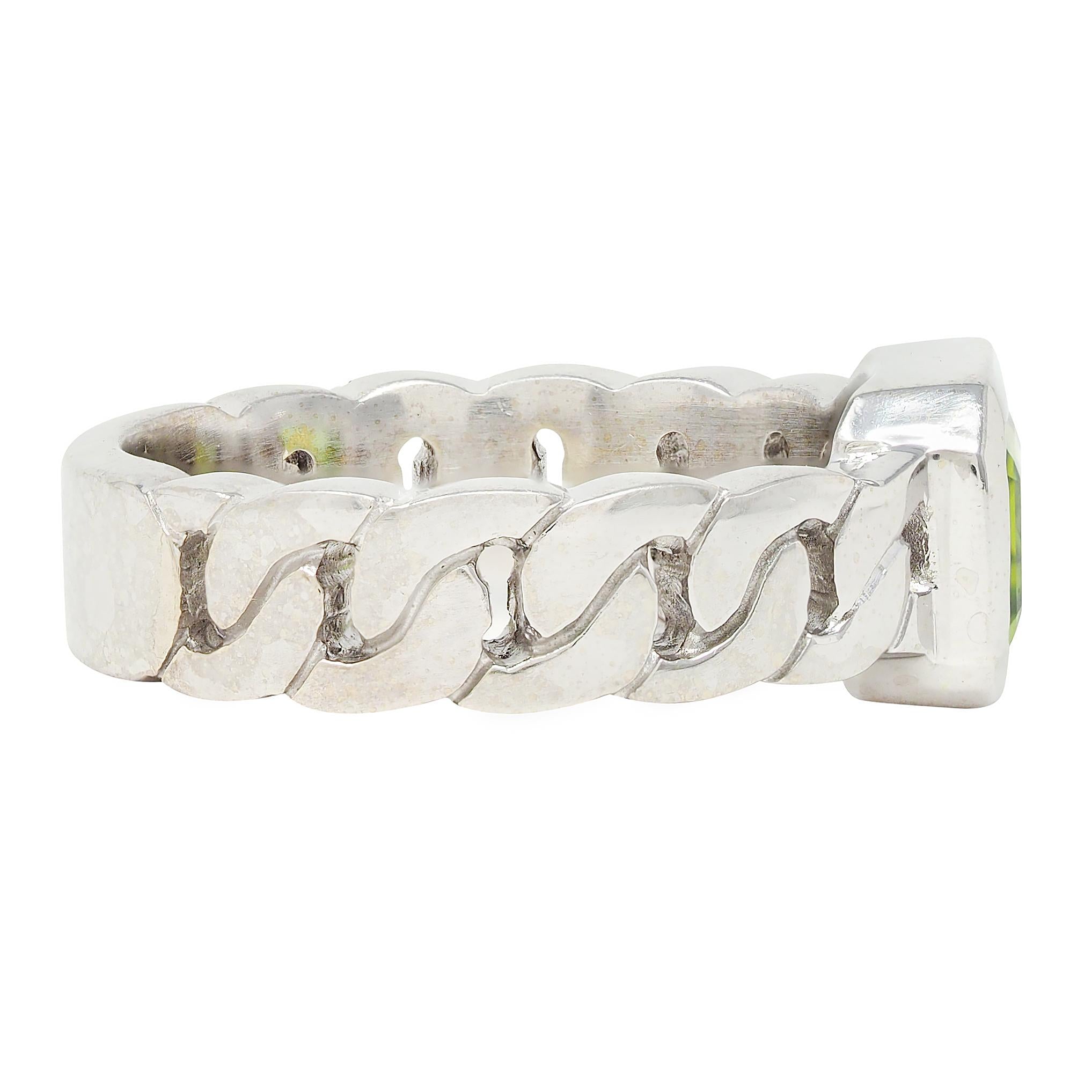 Chanel French 1980's Peridot 18K White Gold Curb Link Bezel Vintage Band Ring
