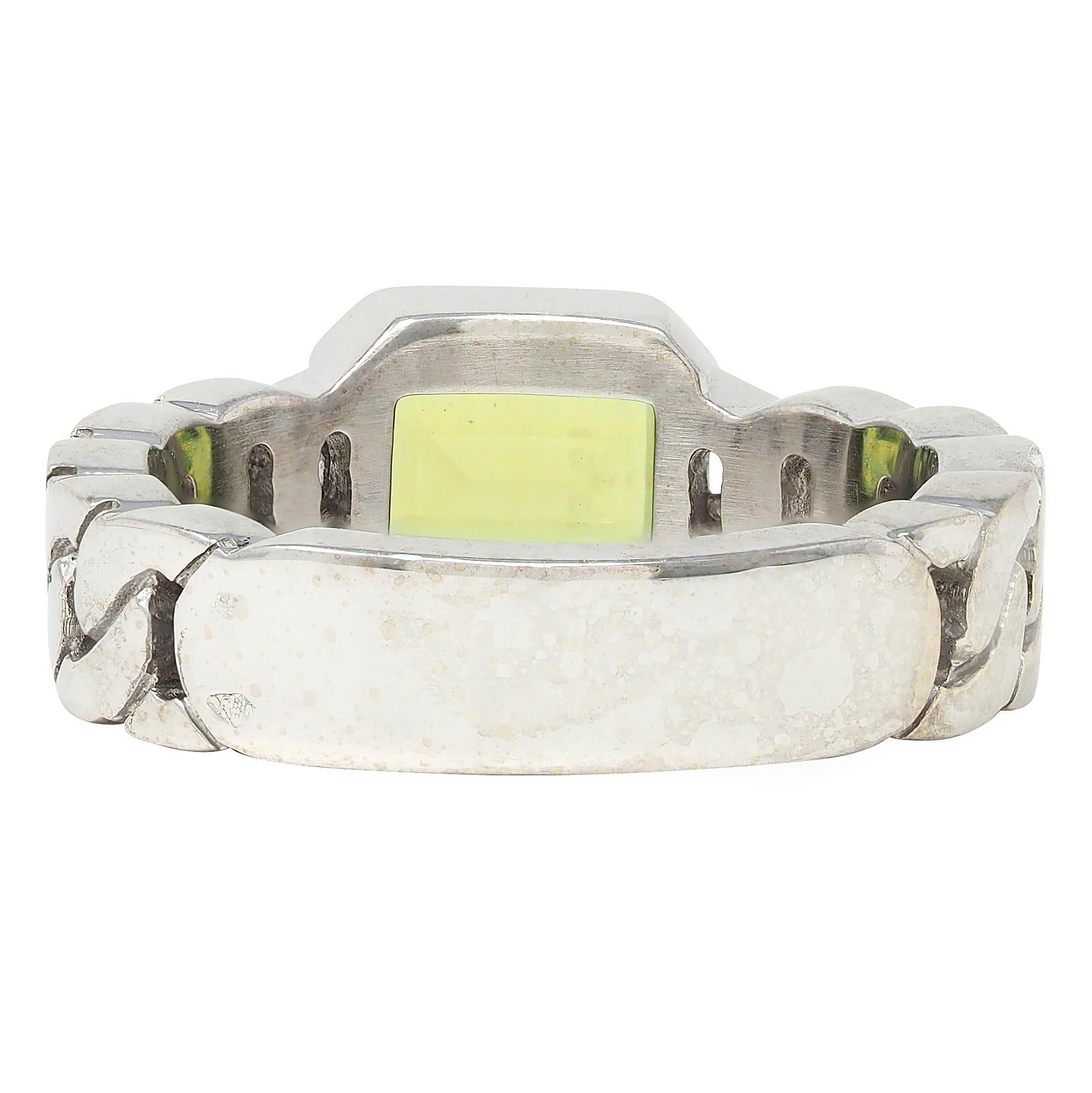 Chanel French 1980's Peridot 18K White Gold Curb Link Bezel Vintage Band Ring