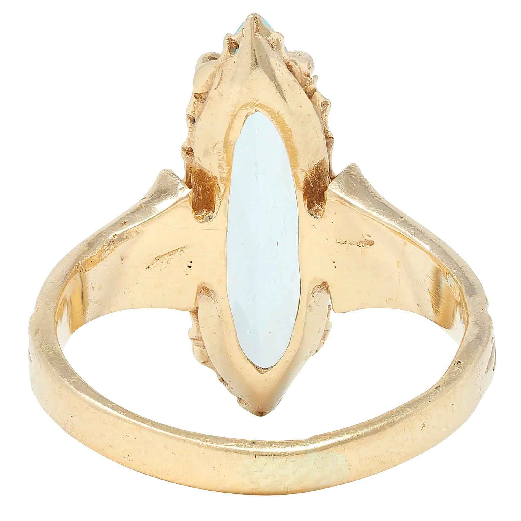 Art Deco Aquamarine 14 Karat Yellow Gold Antique Arrow Navette Dinner Ring