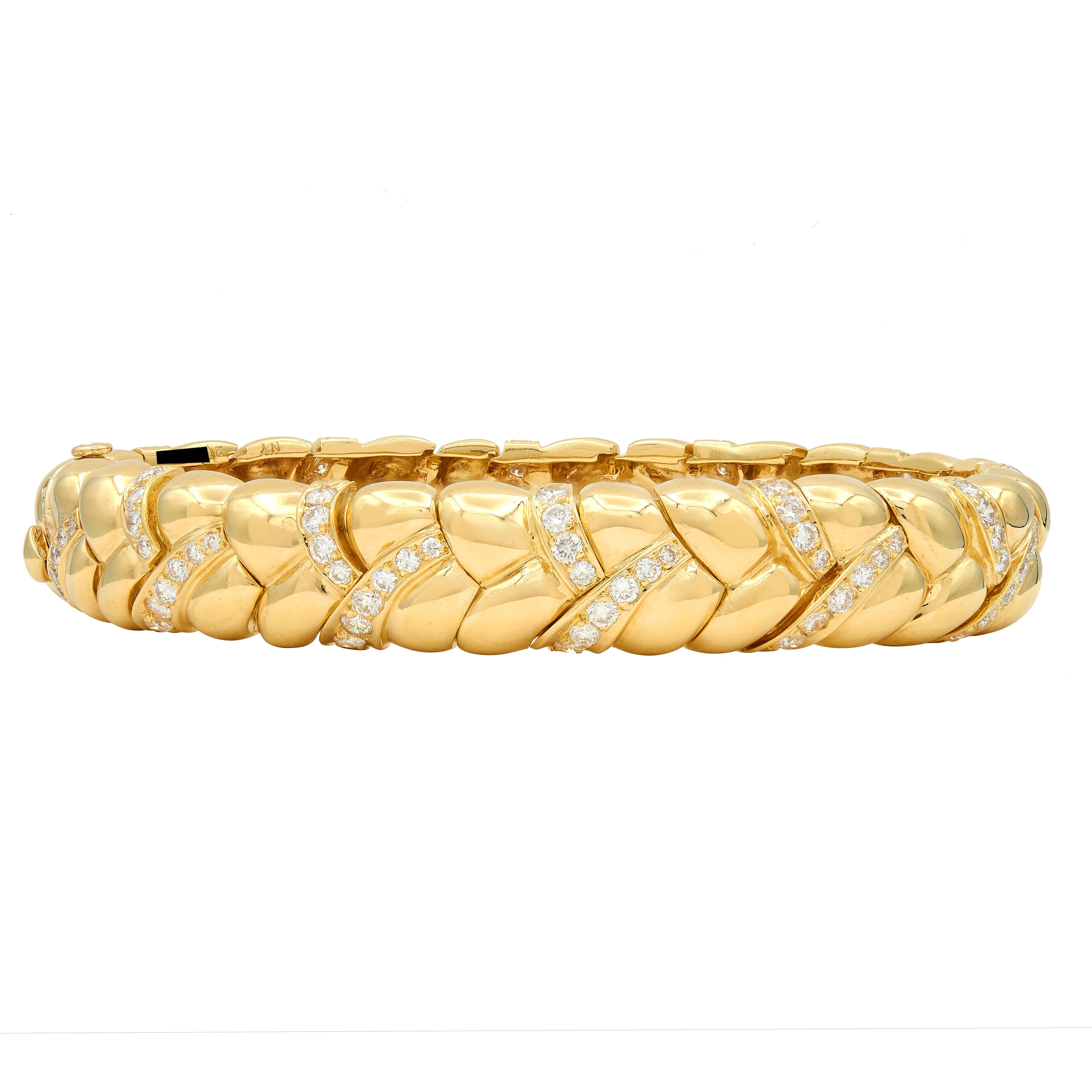 Van Cleef & Arpels French 1980's Diamond 18K Yellow Gold Vintage Woven Bracelet