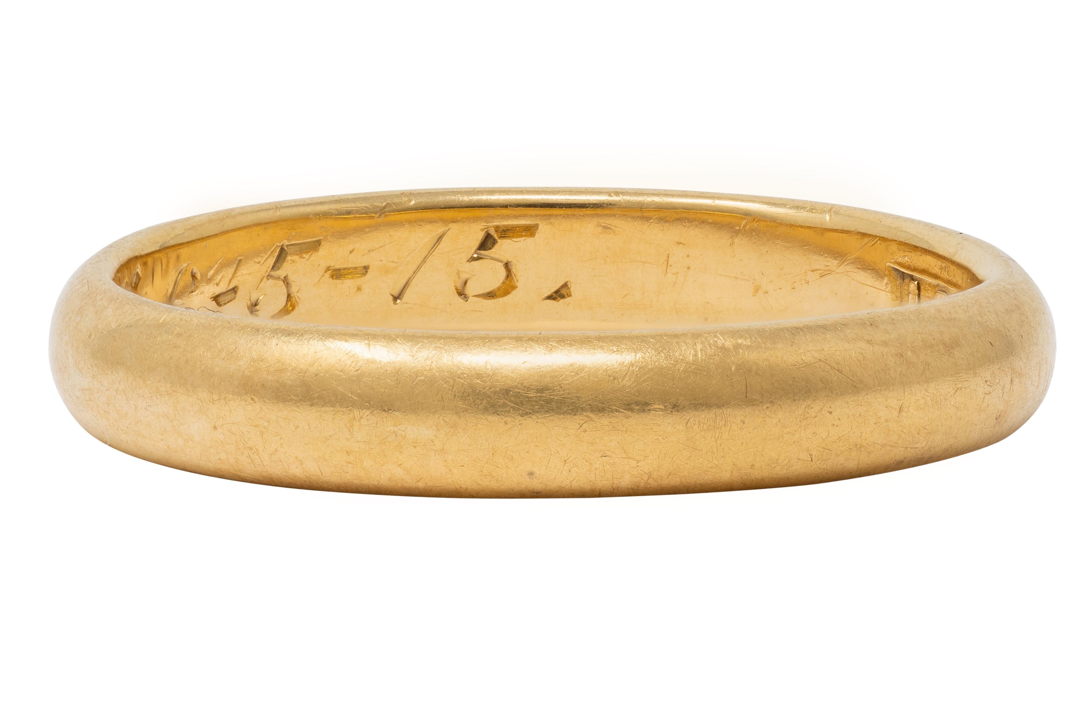 1915 18 Karat Yellow Gold Inscribed Antique Unisex Wedding Band Ring