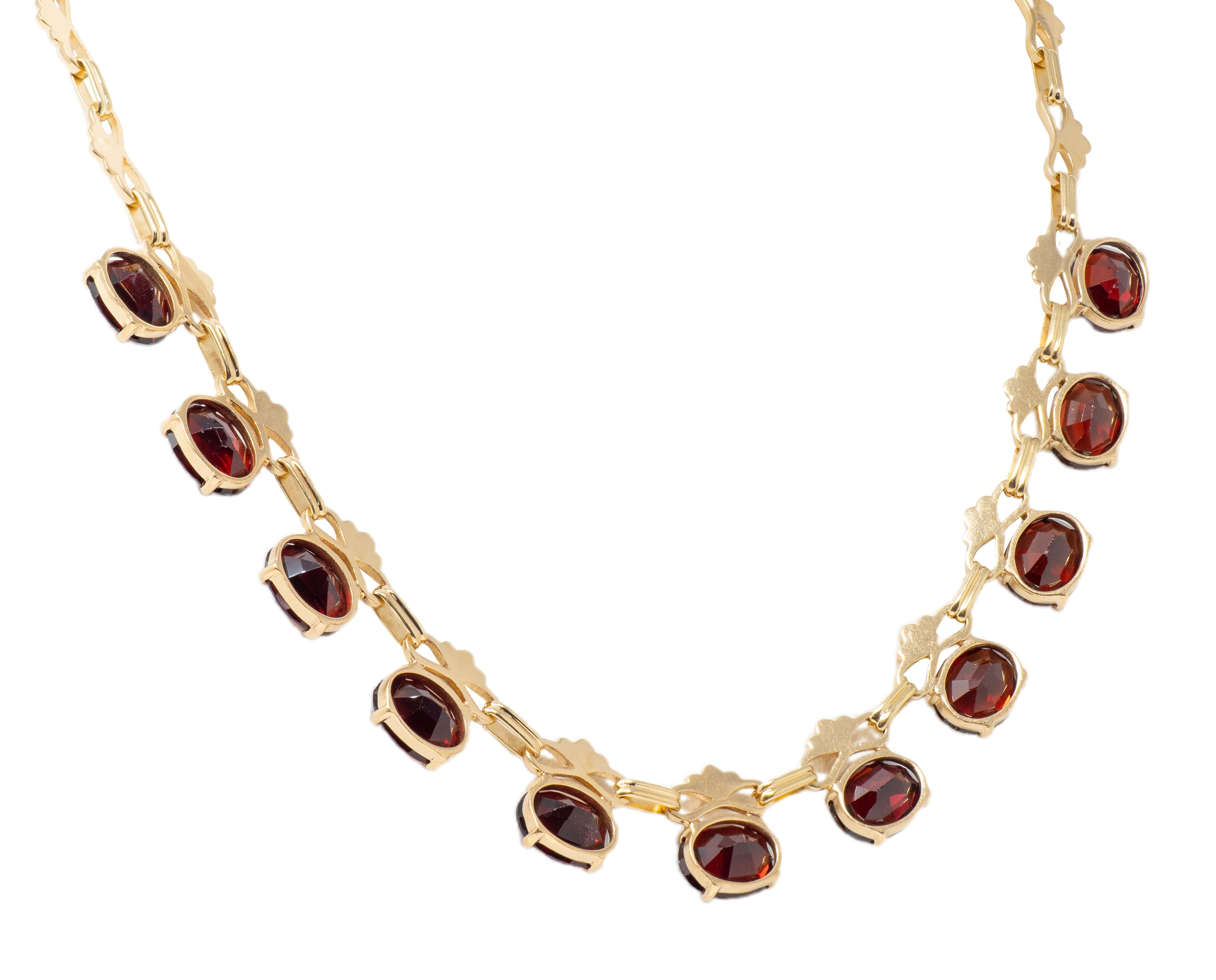 Vintage 1940's Garnet 14 Karat Yellow Gold Antique Fringe Station Necklace