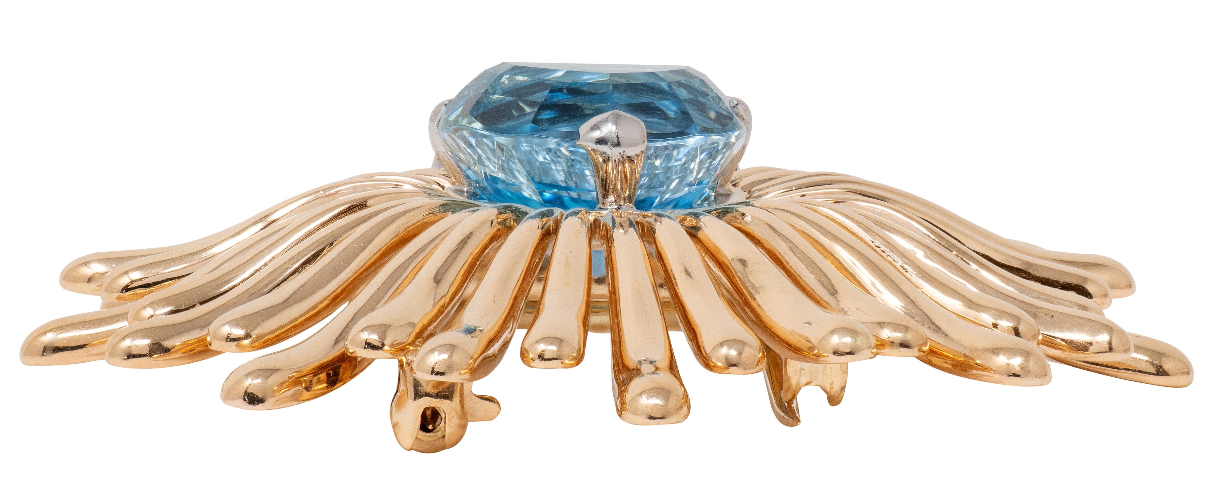 Retro 1940's Aquamarine Diamond Platinum 14K Yellow Gold Vintage Fanning Brooch