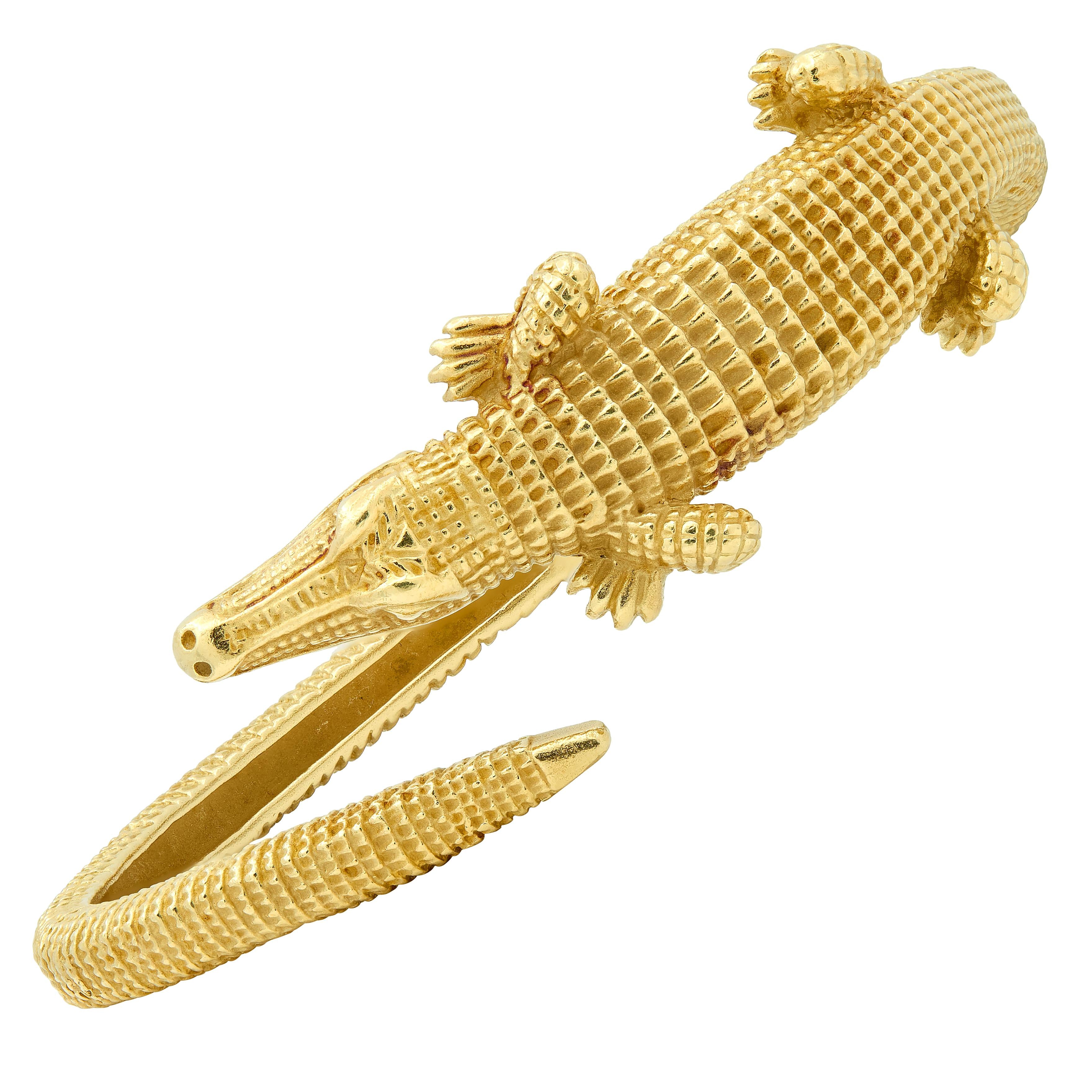Kieselstein-Cord 2000 18 Karat Yellow Gold Alligator Bypass Cuff Bracelet