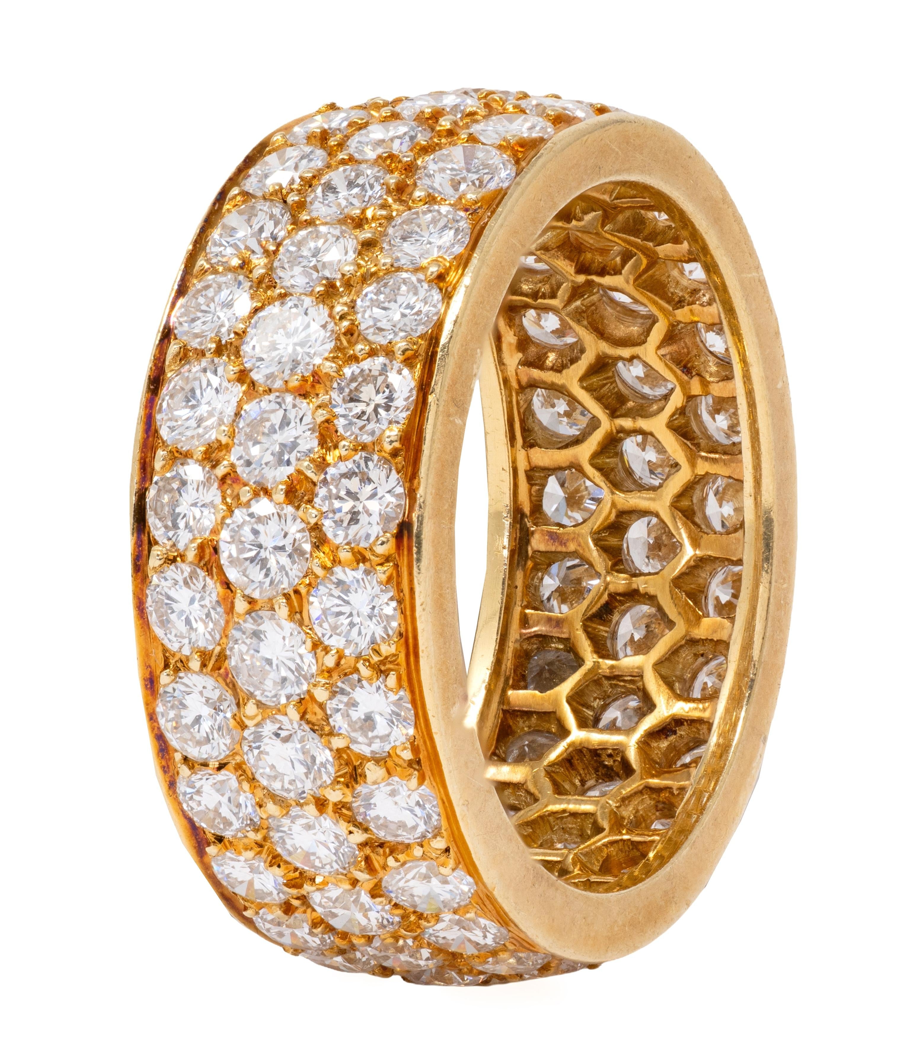 Van Cleef & Arpels 1980's Diamond 18K Yellow Gold Vintage Pavé Band Ring