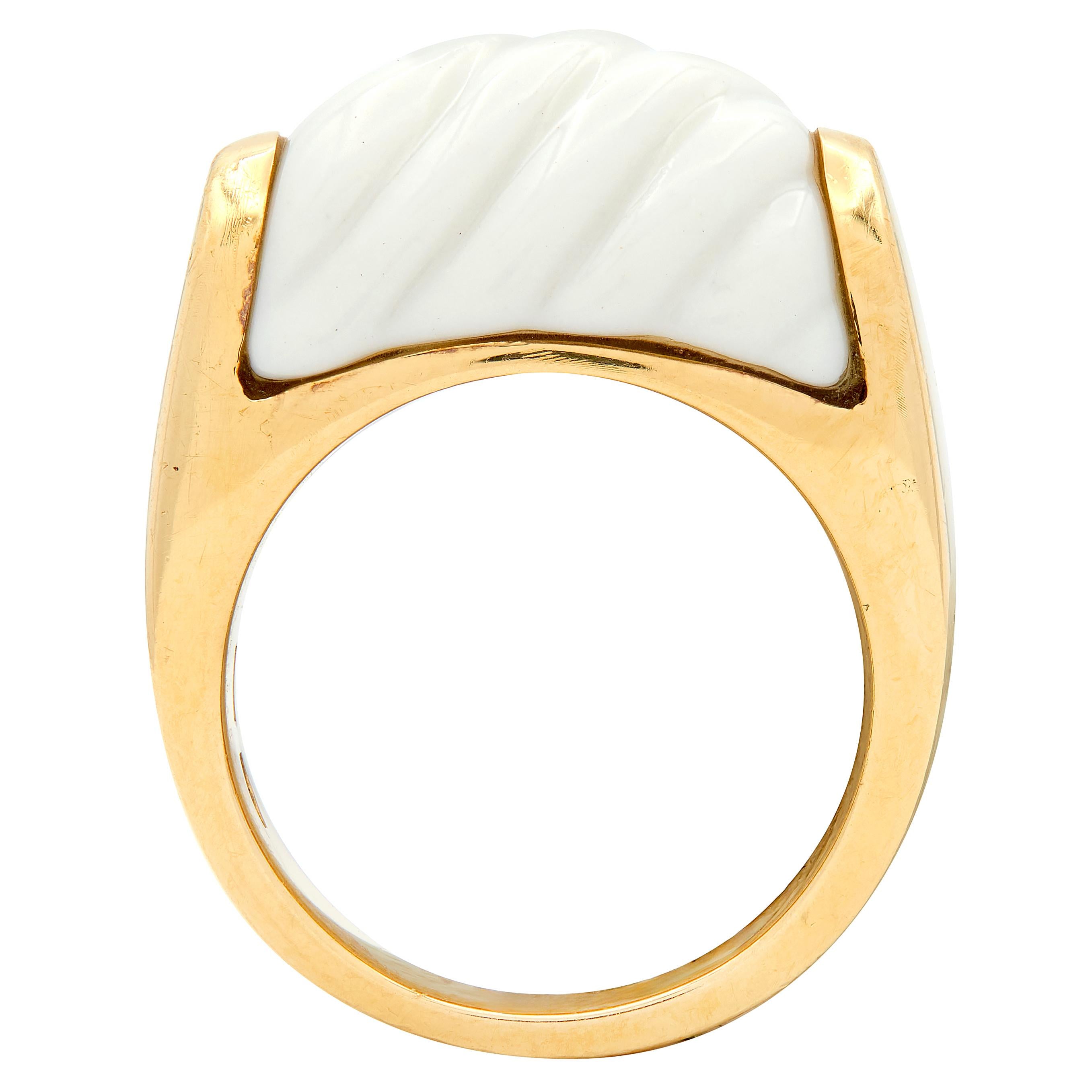 Bvlgari Ceramic 18 Karat Yellow Gold Vintage Chandra Ring