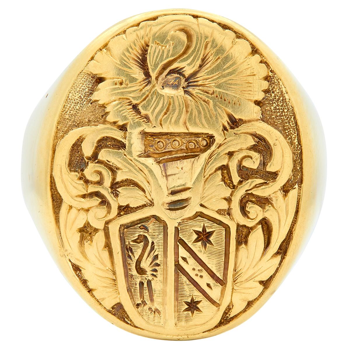 Allsopp Victorian 18 Karat Yellow Gold Antique Heraldic Crest Unisex Signet Ring