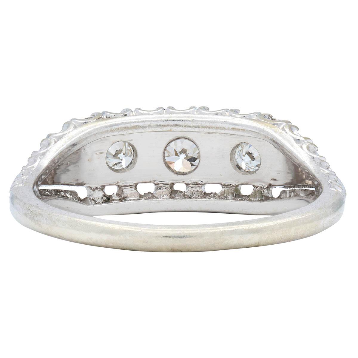 Jabel Mid-Century Diamond 18 Karat White Gold Vintage Fishtail Bombé Ring