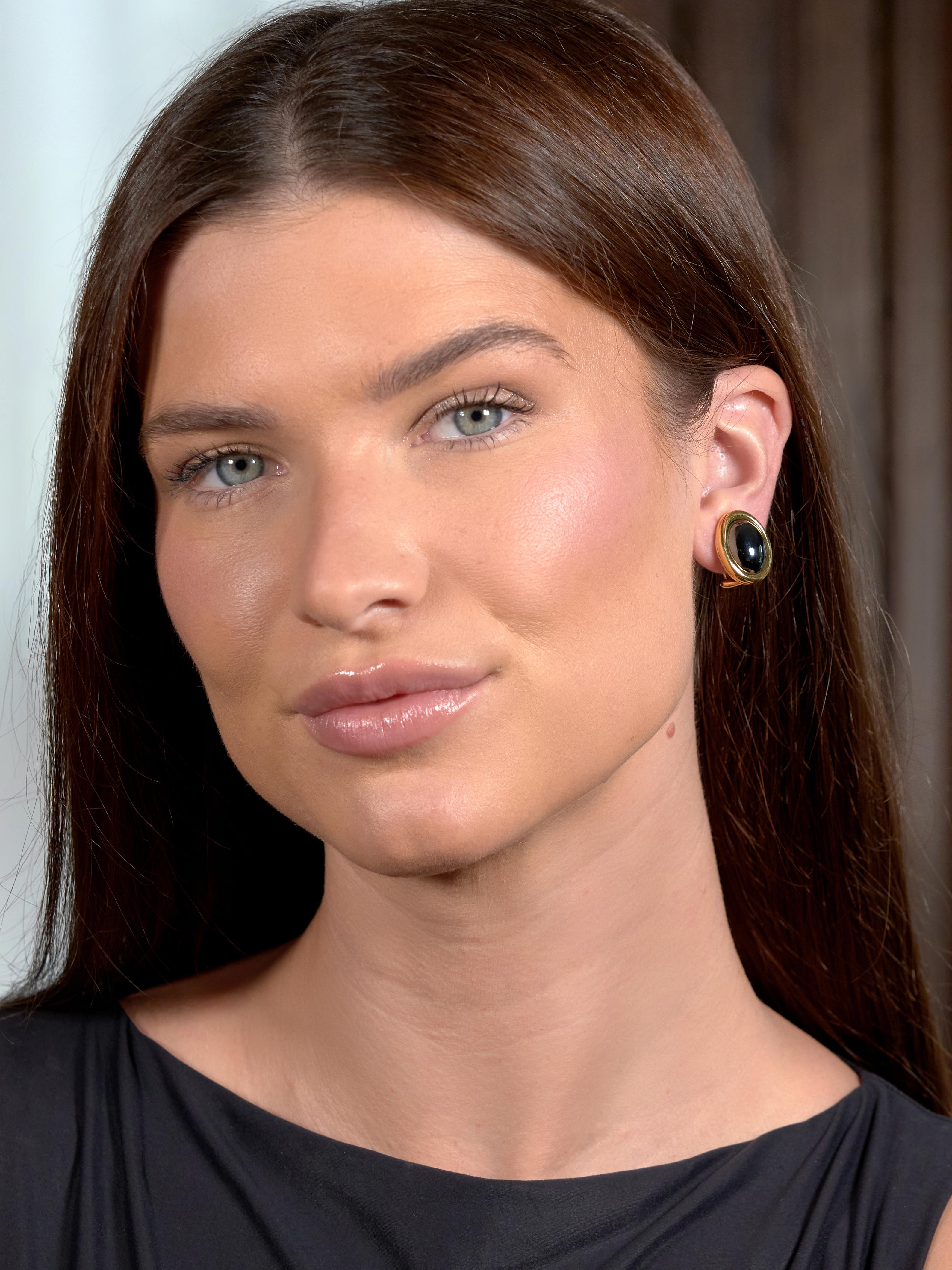 Angela Cummings Tiffany & Co. 1981 Hematite 18K Gold Vintage Ear-Clip Earrings