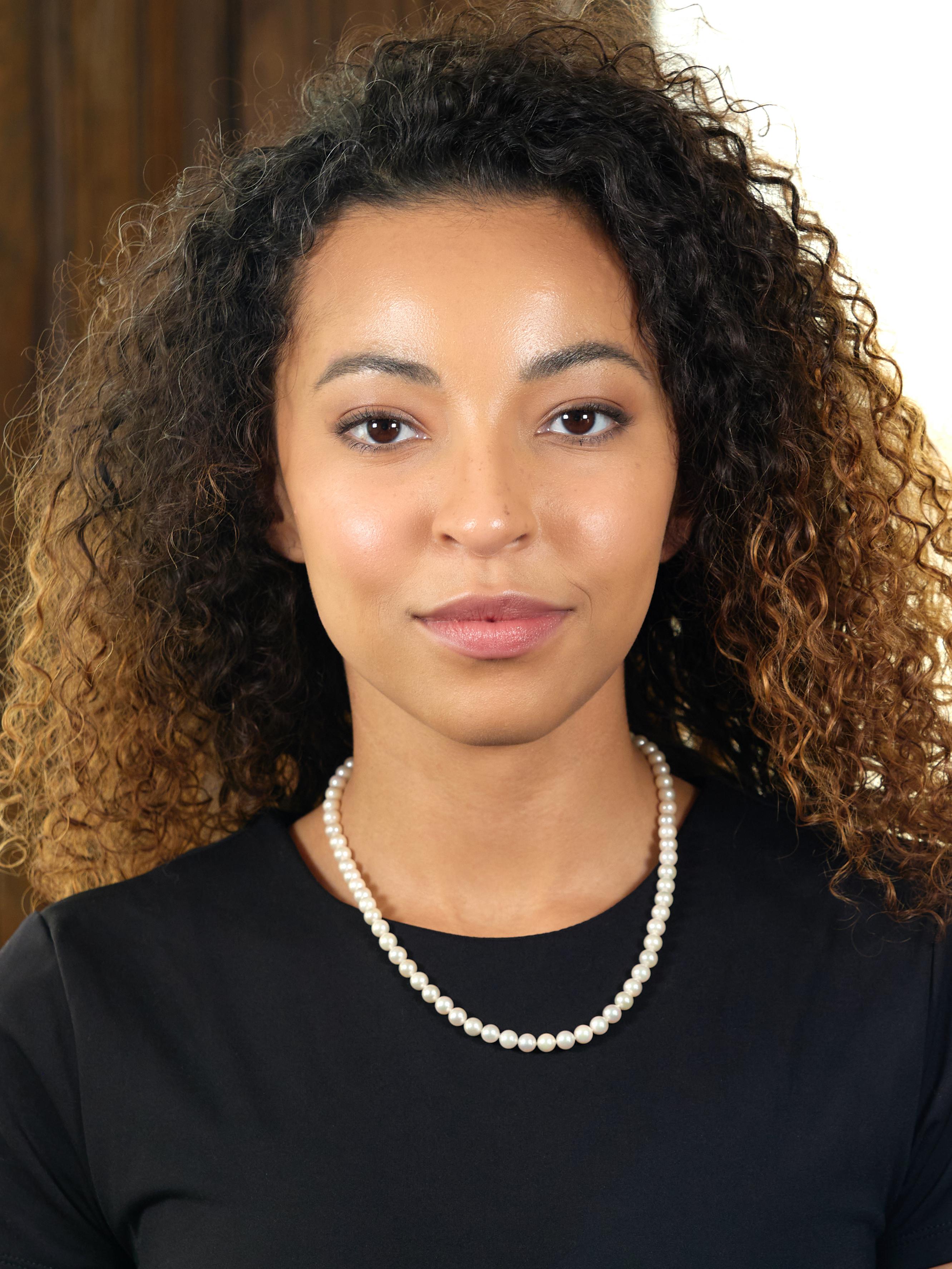 Mikimoto 1980's Akoya Pearl 18 Karat Yellow Gold Vintage Pearl Strand Necklace