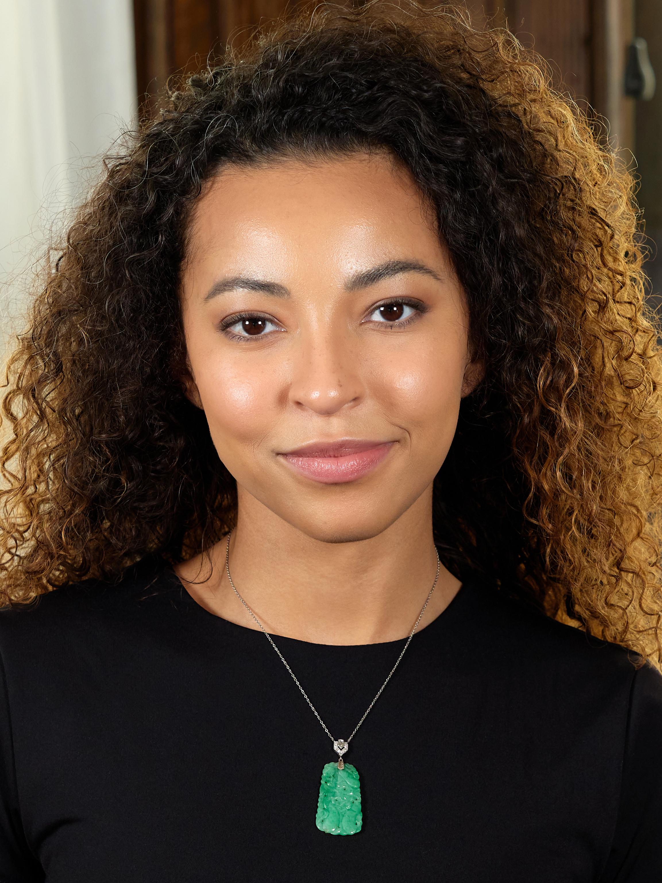 J.E. Caldwell Art Deco Jade Diamond Platinum Vintage Sartuoir Pendant Necklace