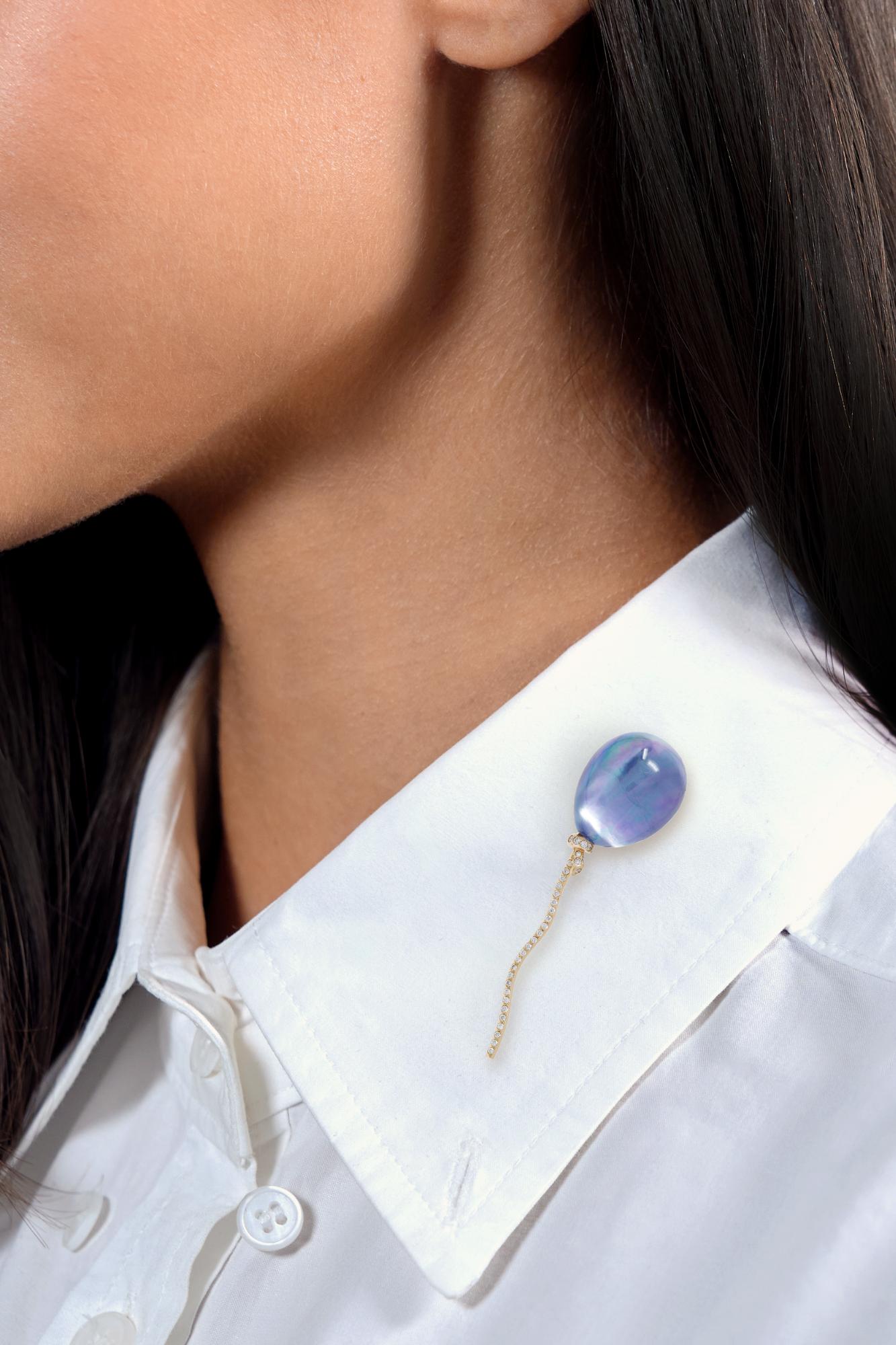 Vhernier Diamond Quartz Amethyst Mother-of-Pearl 18K Balloon Palloncino Brooch