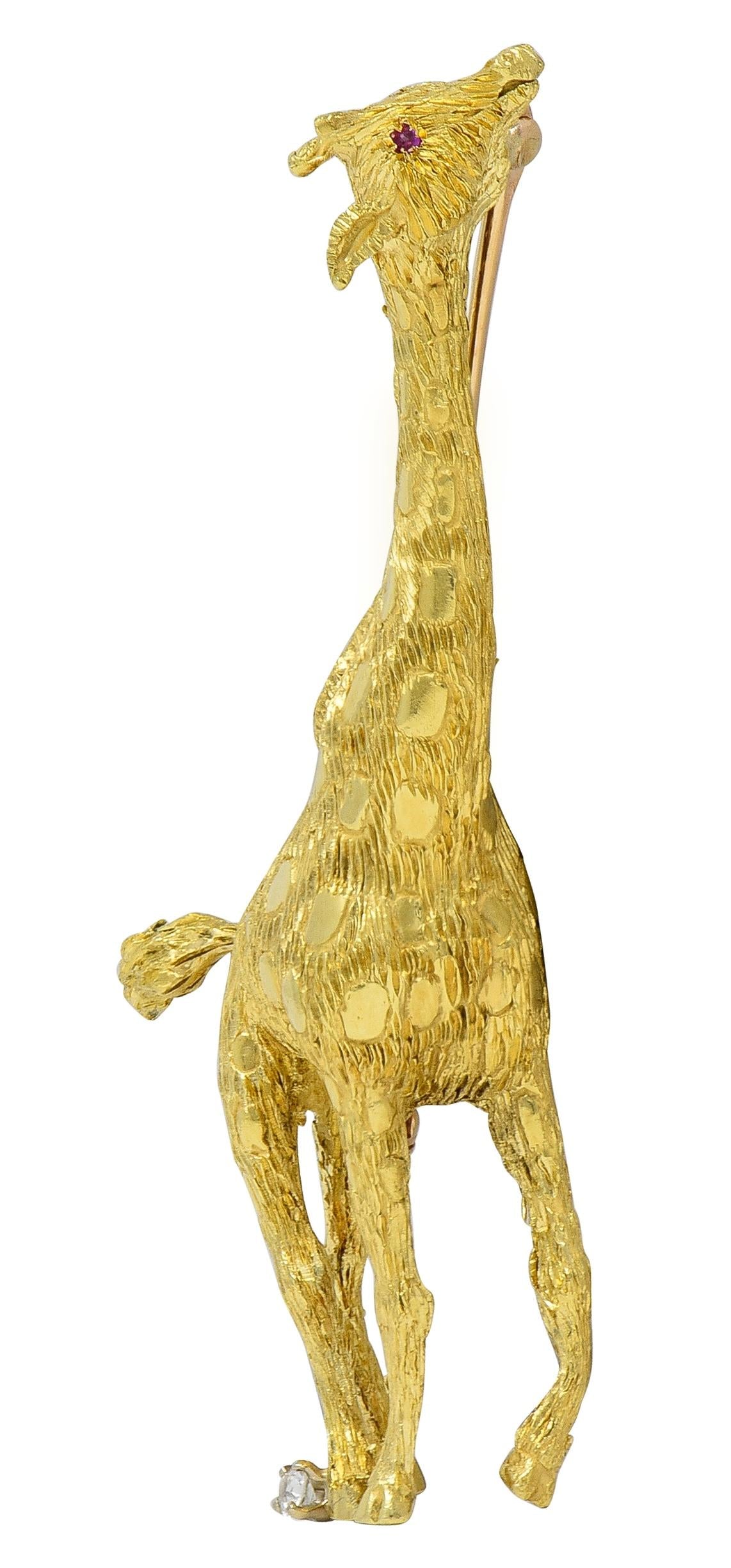 1960's Ruby Diamond 18 Karat Yellow Gold Vintage Giraffe Brooch