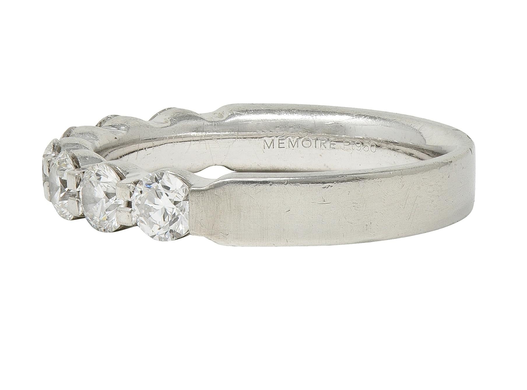 Contemporary 1.05 CTW Round Brilliant Cut Diamond Platinum Wedding Band Ring