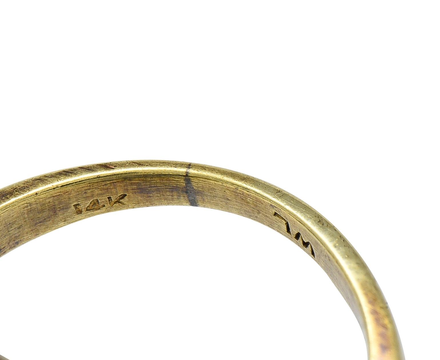 Early Art Deco Blue Chalcedony 14 Karat Yellow Gold Antique Flower Ring