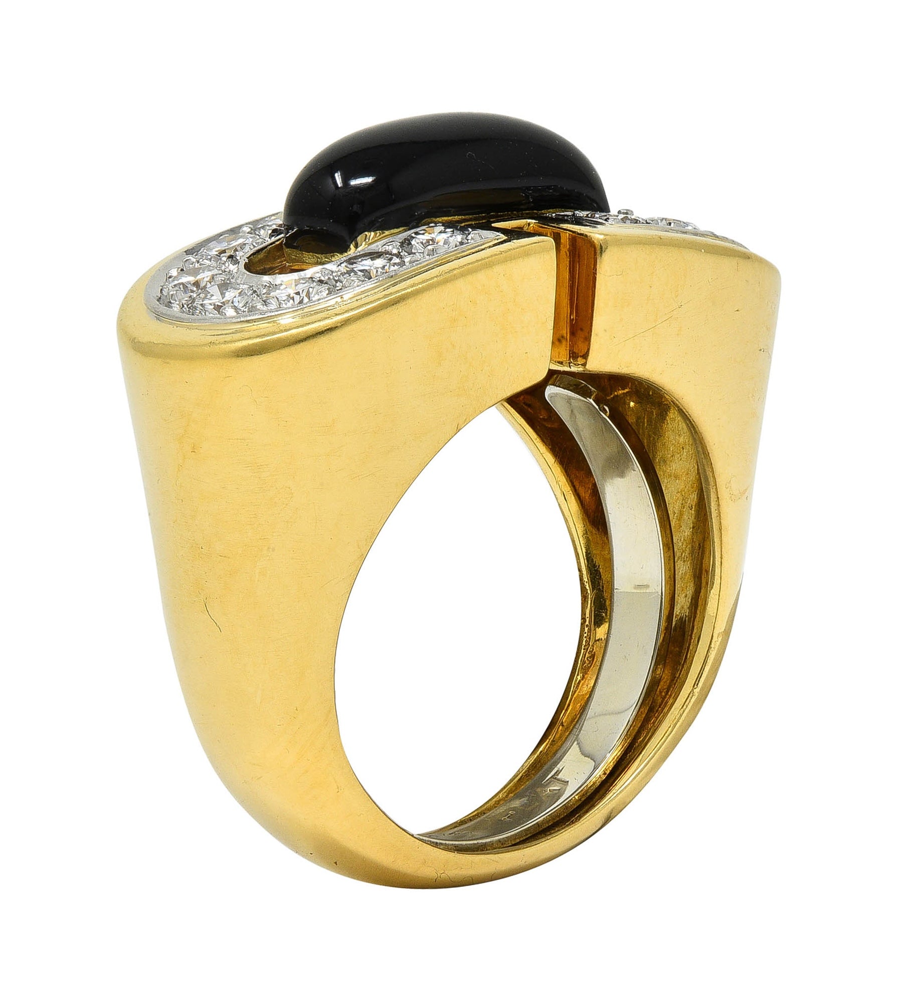 David Webb 1980's Diamond Enamel Platinum 18 Karat Yellow Gold Vintage Buckle Ring