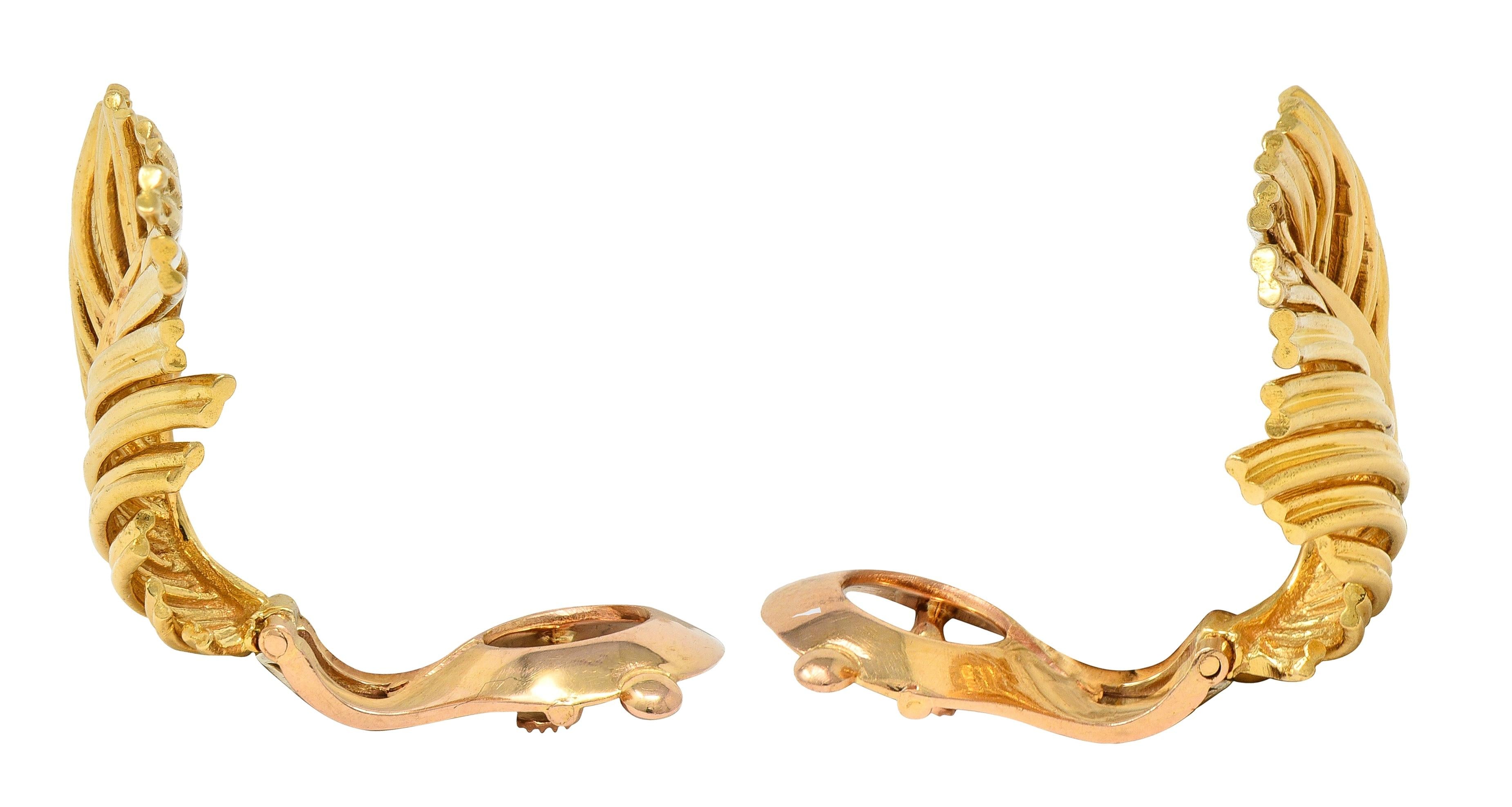 Van Cleef & Arpels 1950's 18 Karat Yellow Gold Vintage Feather Ear-Clip Earrings