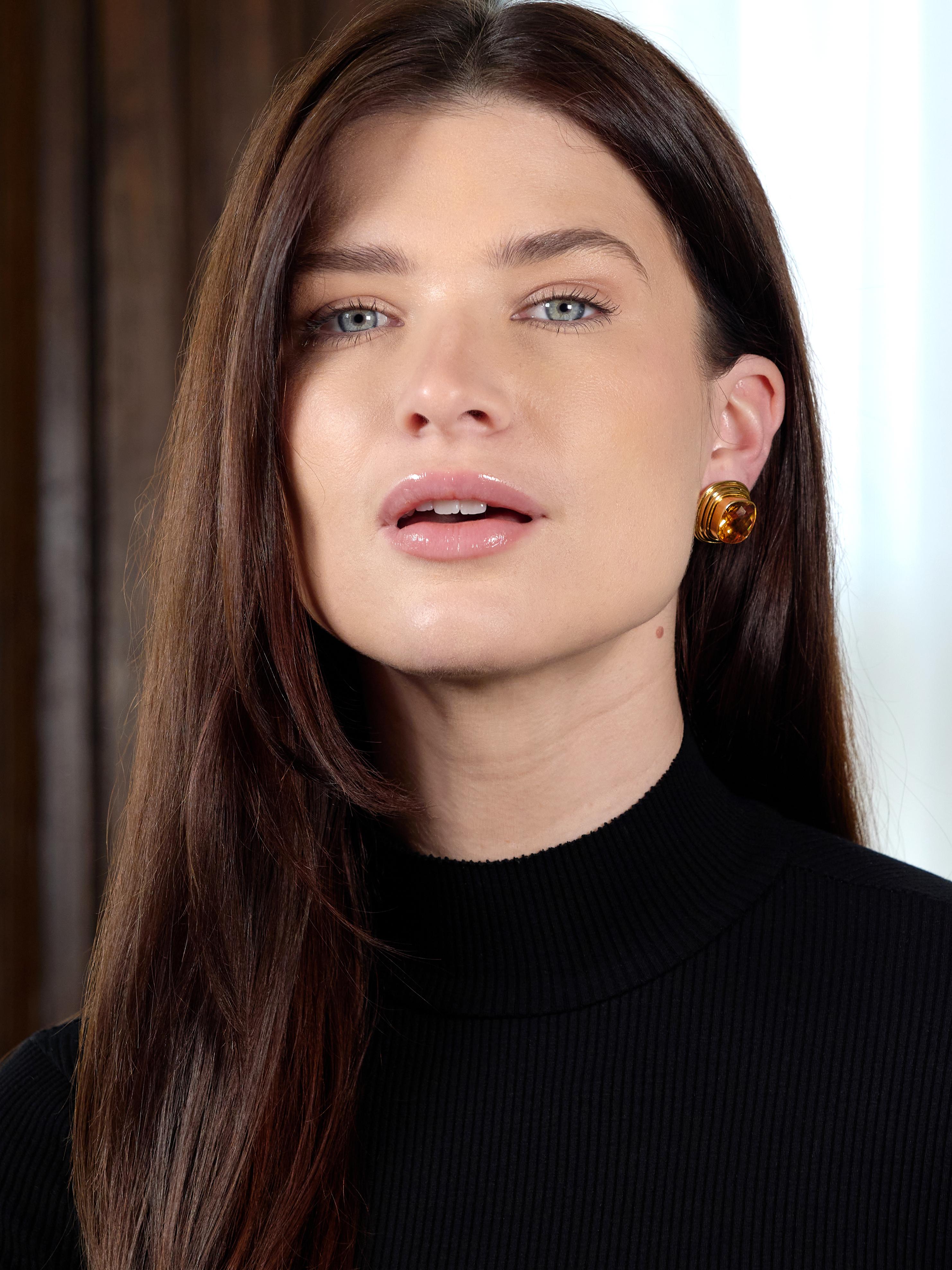 Elizabeth Locke 2000's Citrine 18 Karat Yellow Gold Cushion Earrings