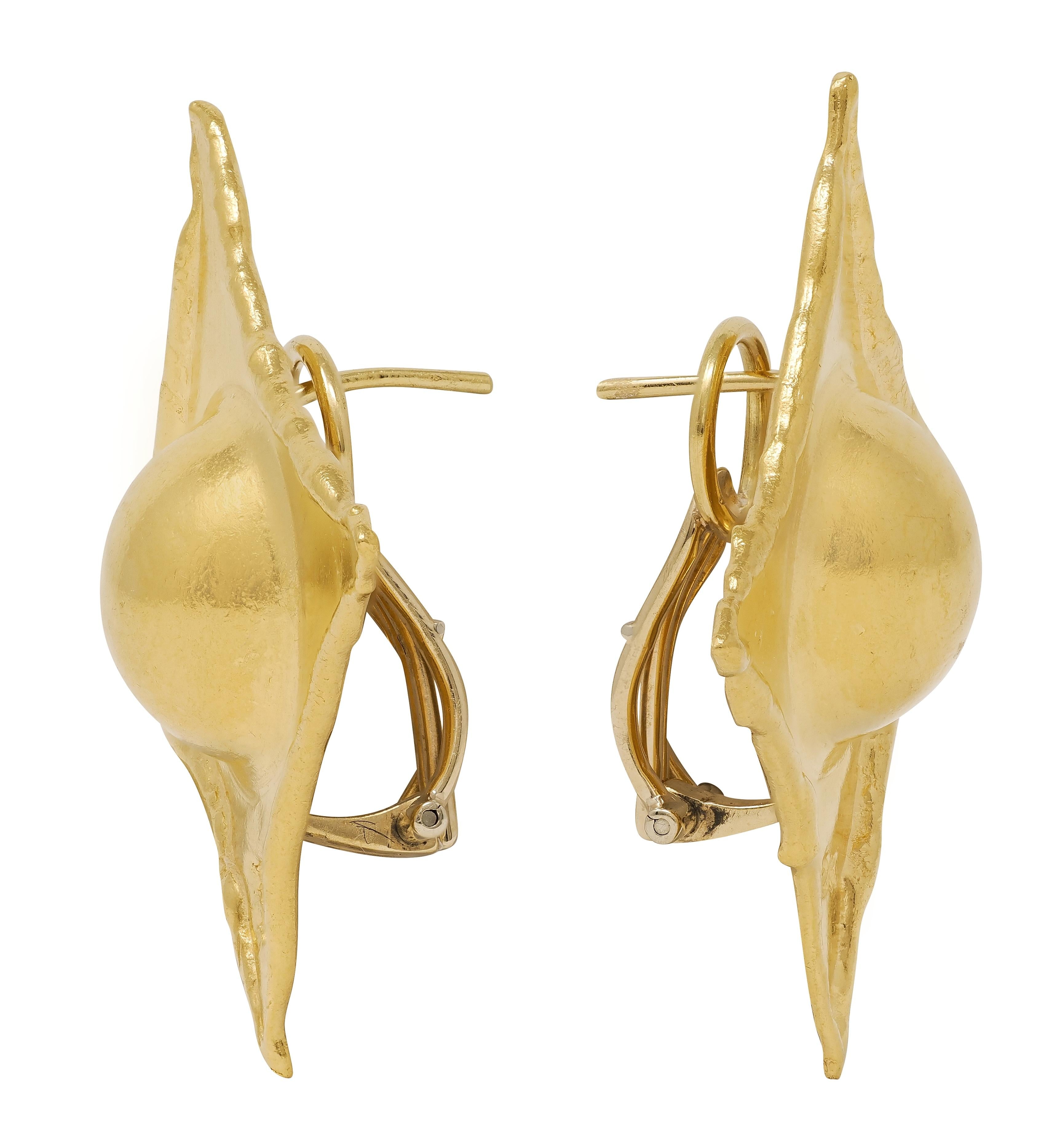 Jean Mahie 1990's 22 Karat Yellow Gold Domed Star Vintage Earrings