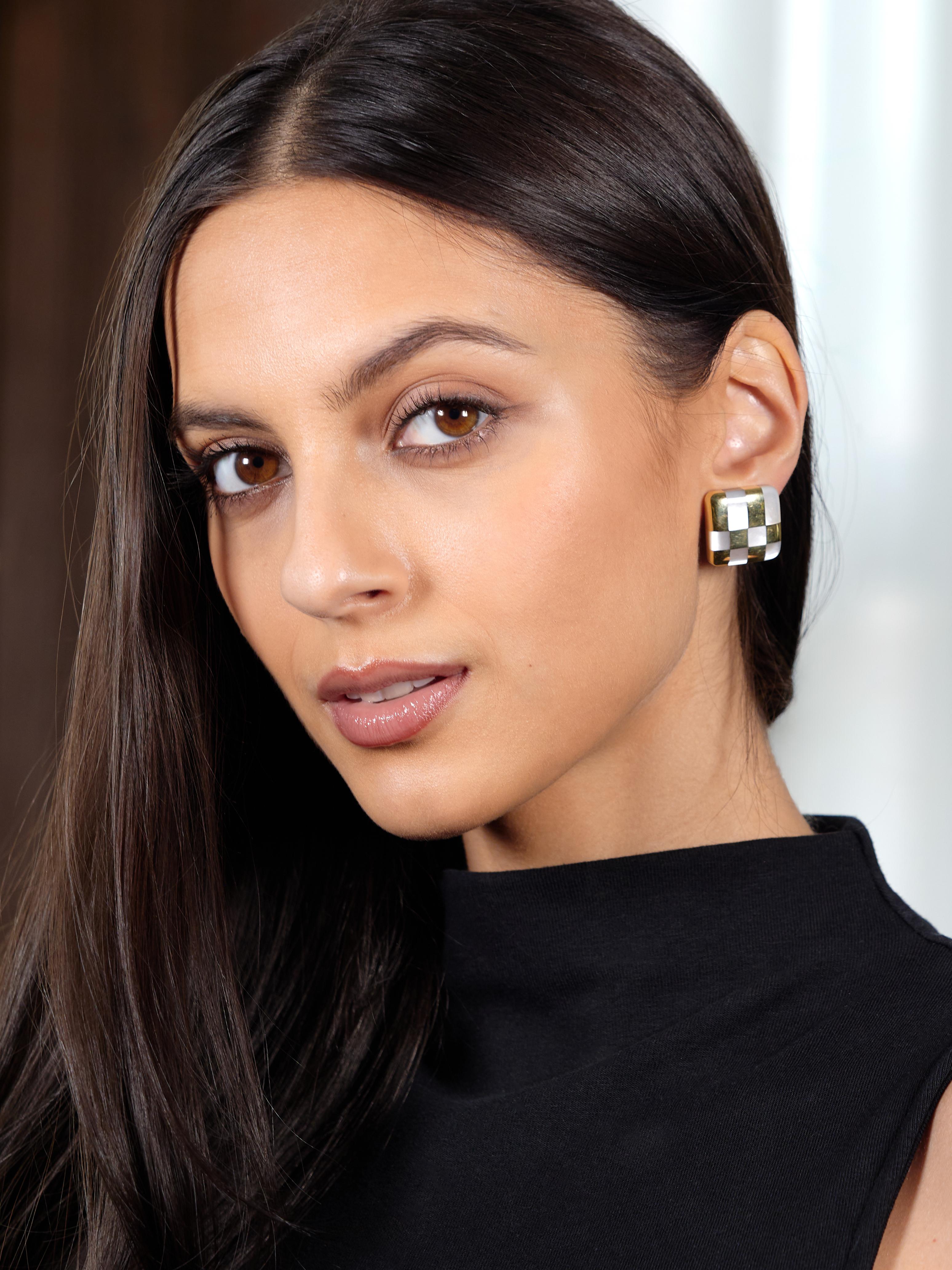 Tiffany & Co Angela Cummings 1982 Pearl 18K Vintage Inlay Checkered Earrings