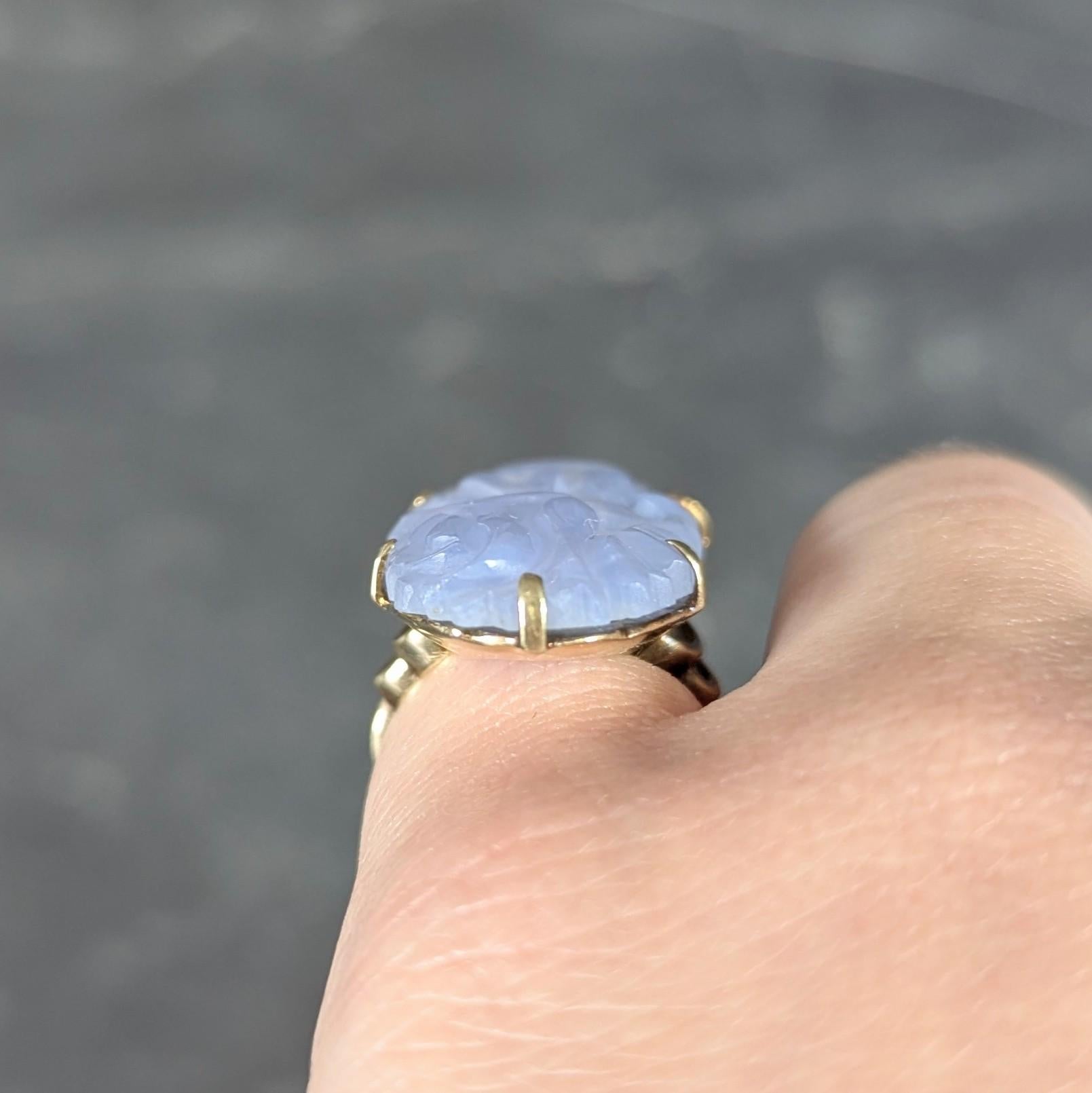 Early Art Deco Blue Chalcedony 14 Karat Yellow Gold Antique Flower Ring
