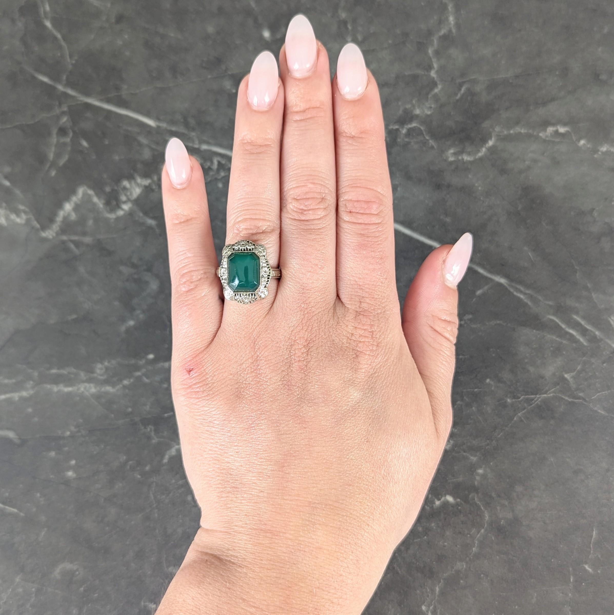 Art Deco Chrysoprase 14 Karat White Gold Vintage Orange Blossom Dinner Ring