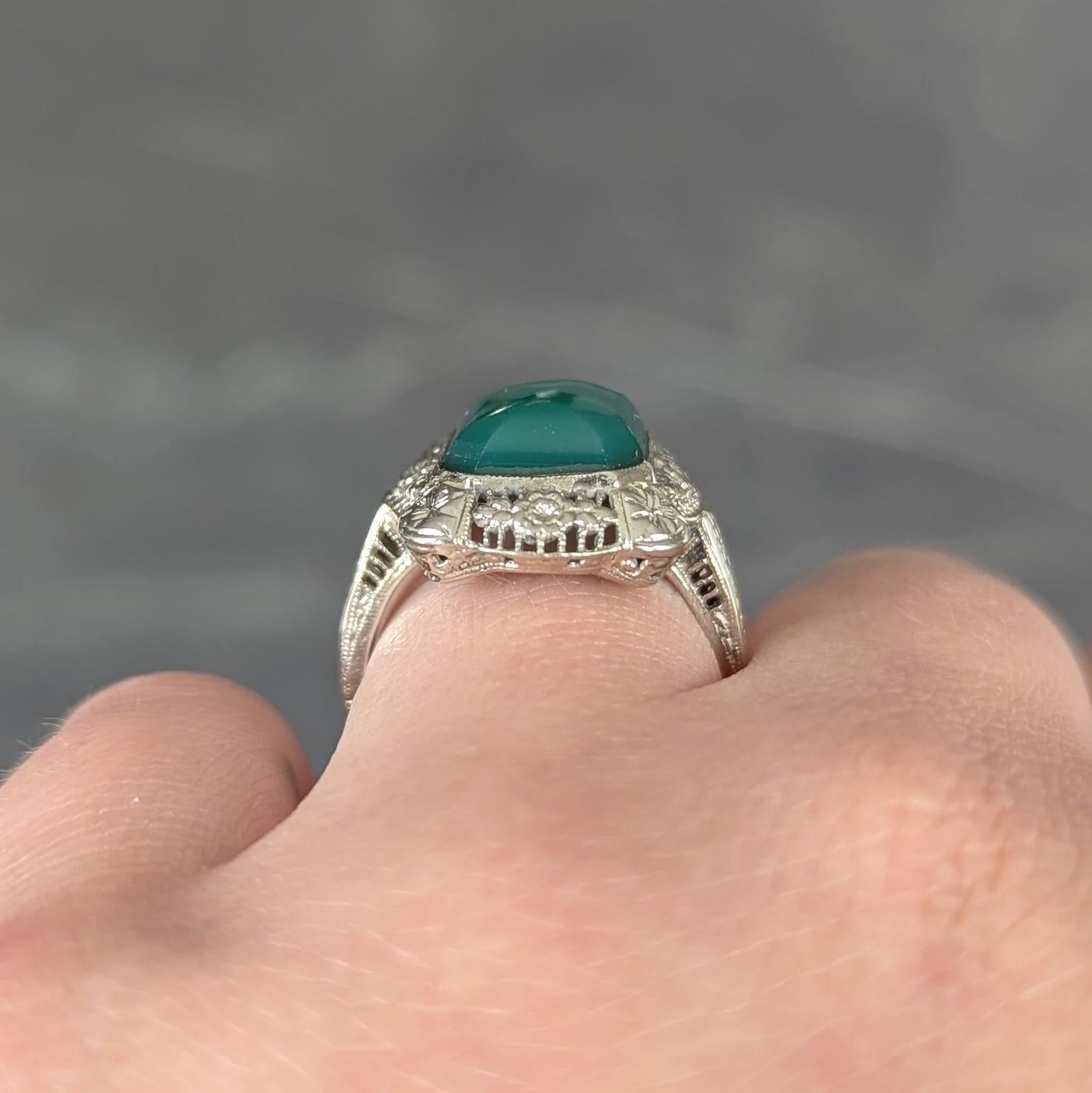 Art Deco Chrysoprase 14 Karat White Gold Vintage Orange Blossom Dinner Ring