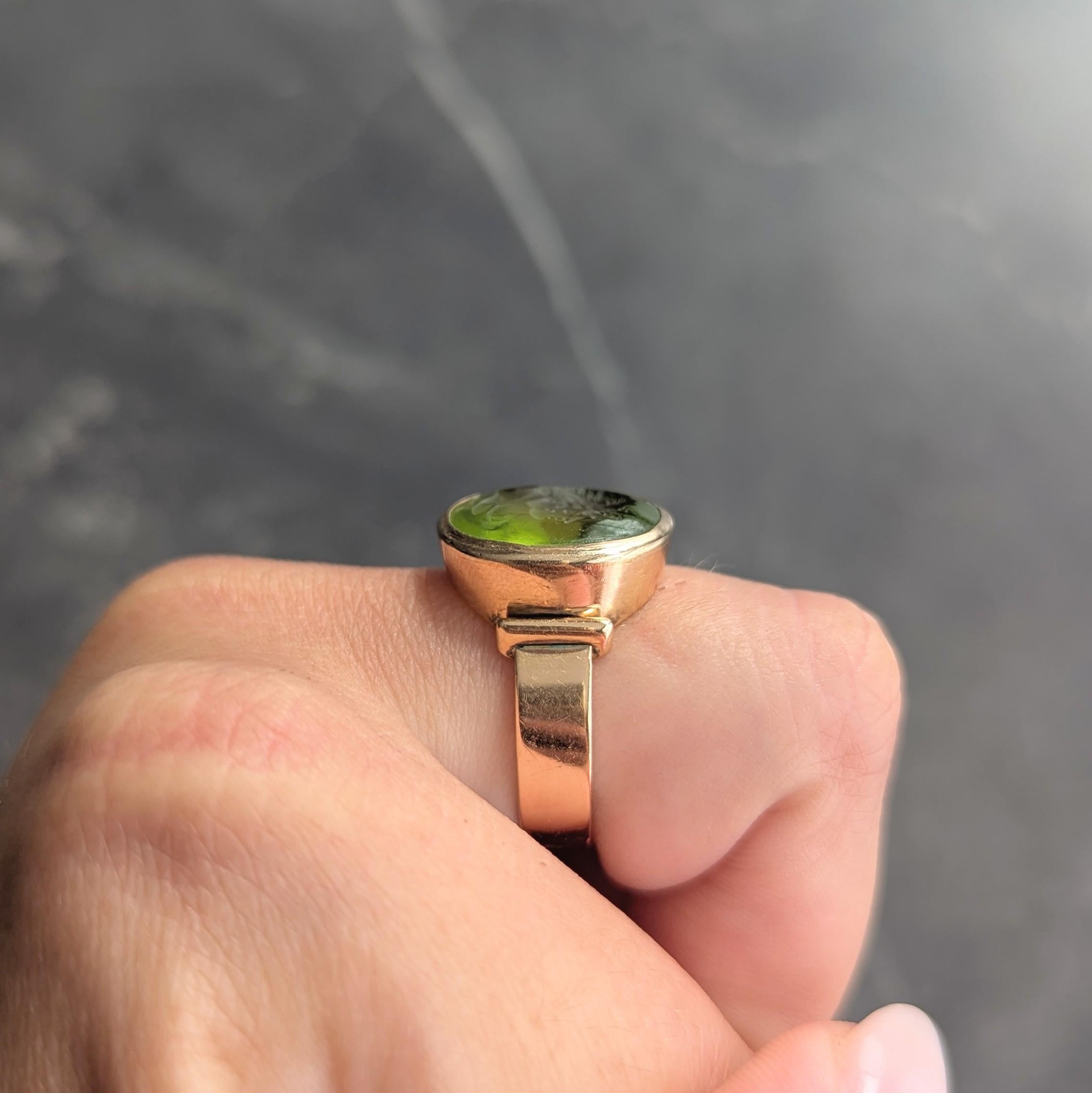 Victorian Peridot 18 Karat Yellow Gold Antique Roman Bust Intaglio Signet Ring
