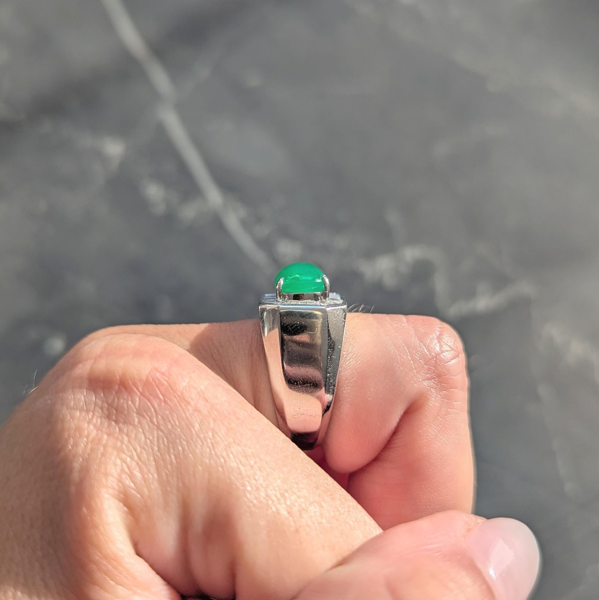 Contemporary Type A Jadeite Jade Diamond 18 Karat White Gold Halo Ring GIA