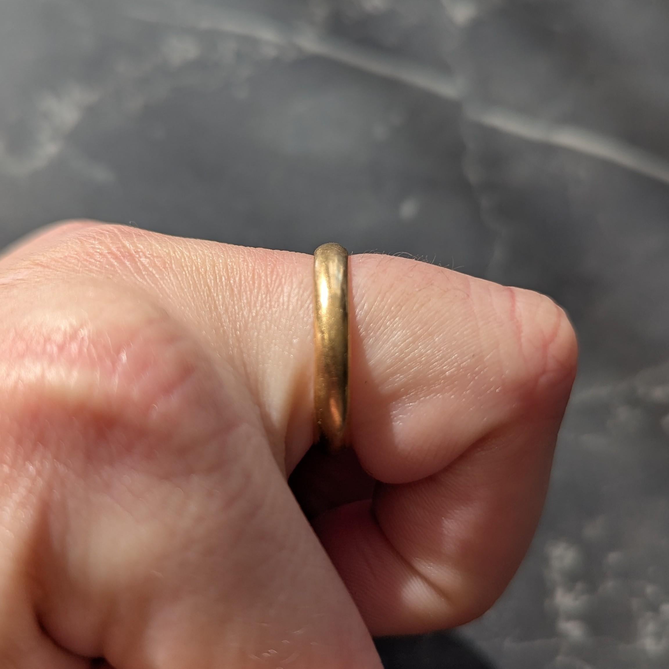 1915 18 Karat Yellow Gold Inscribed Antique Unisex Wedding Band Ring