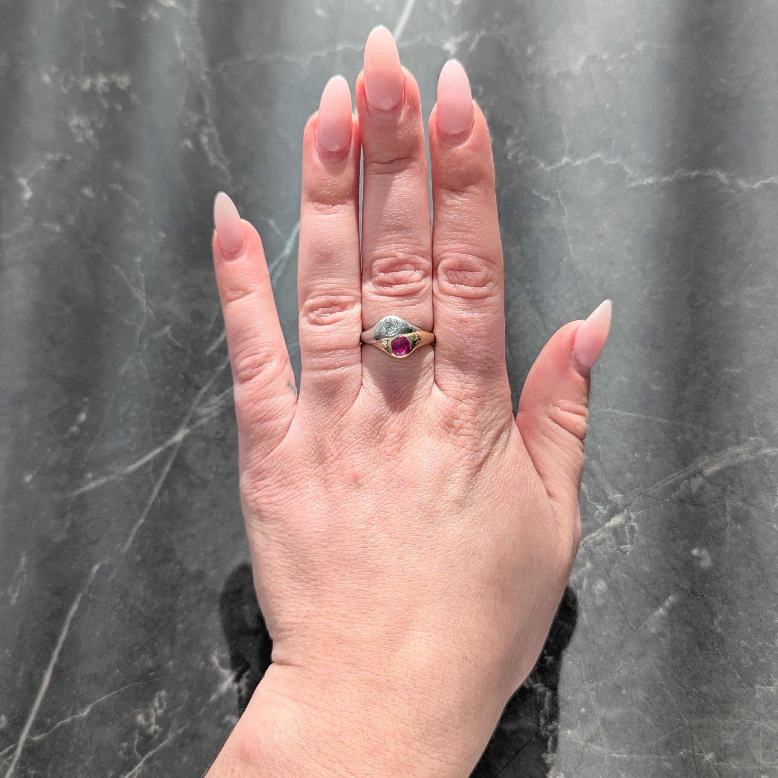 1960 1.03 CTW Ruby Diamond Platinum 14 Karat Yellow Gold Vintage Toi-Et-Moi Ring