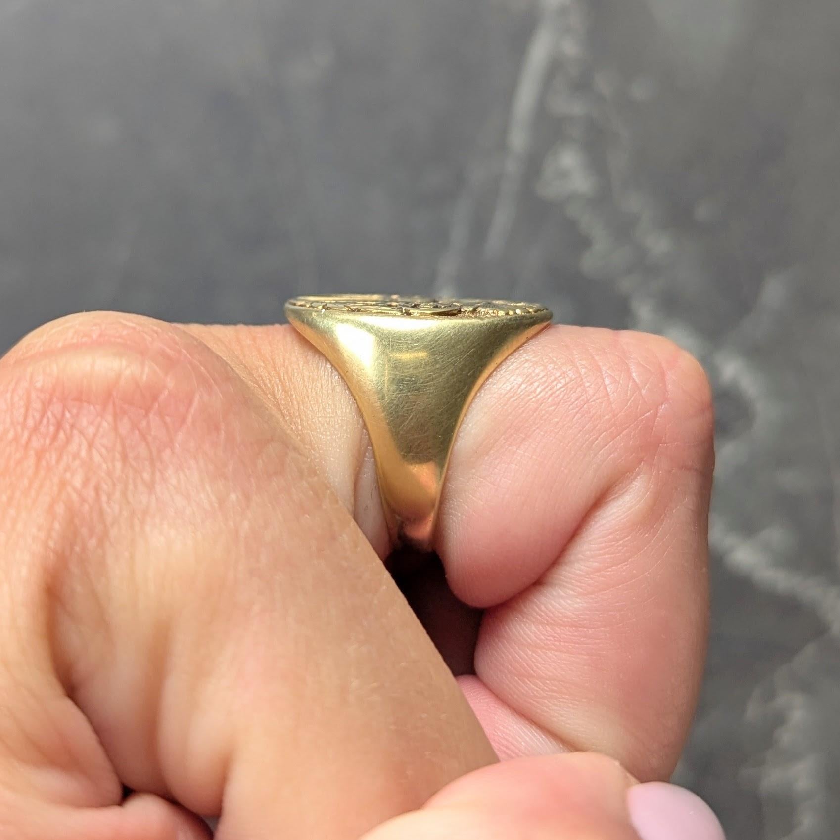 Allsopp Victorian 18 Karat Yellow Gold Antique Heraldic Crest Unisex Signet Ring
