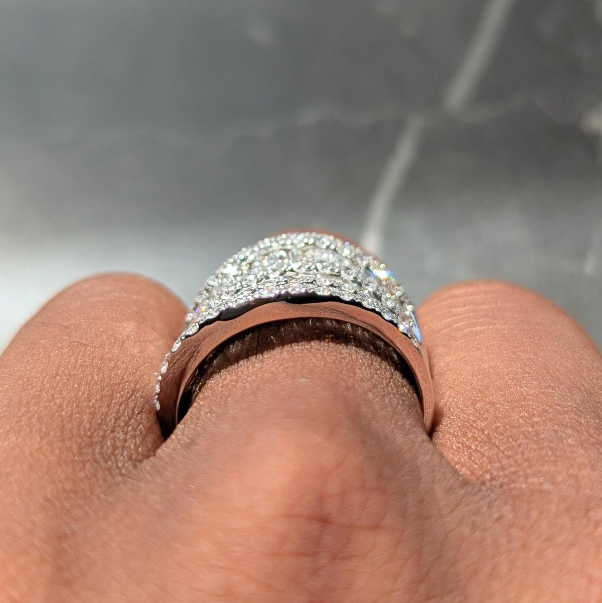 Contemporary 3.50 CTW Diamond 18 Karat White Gold Seven Row Wavy Band Ring