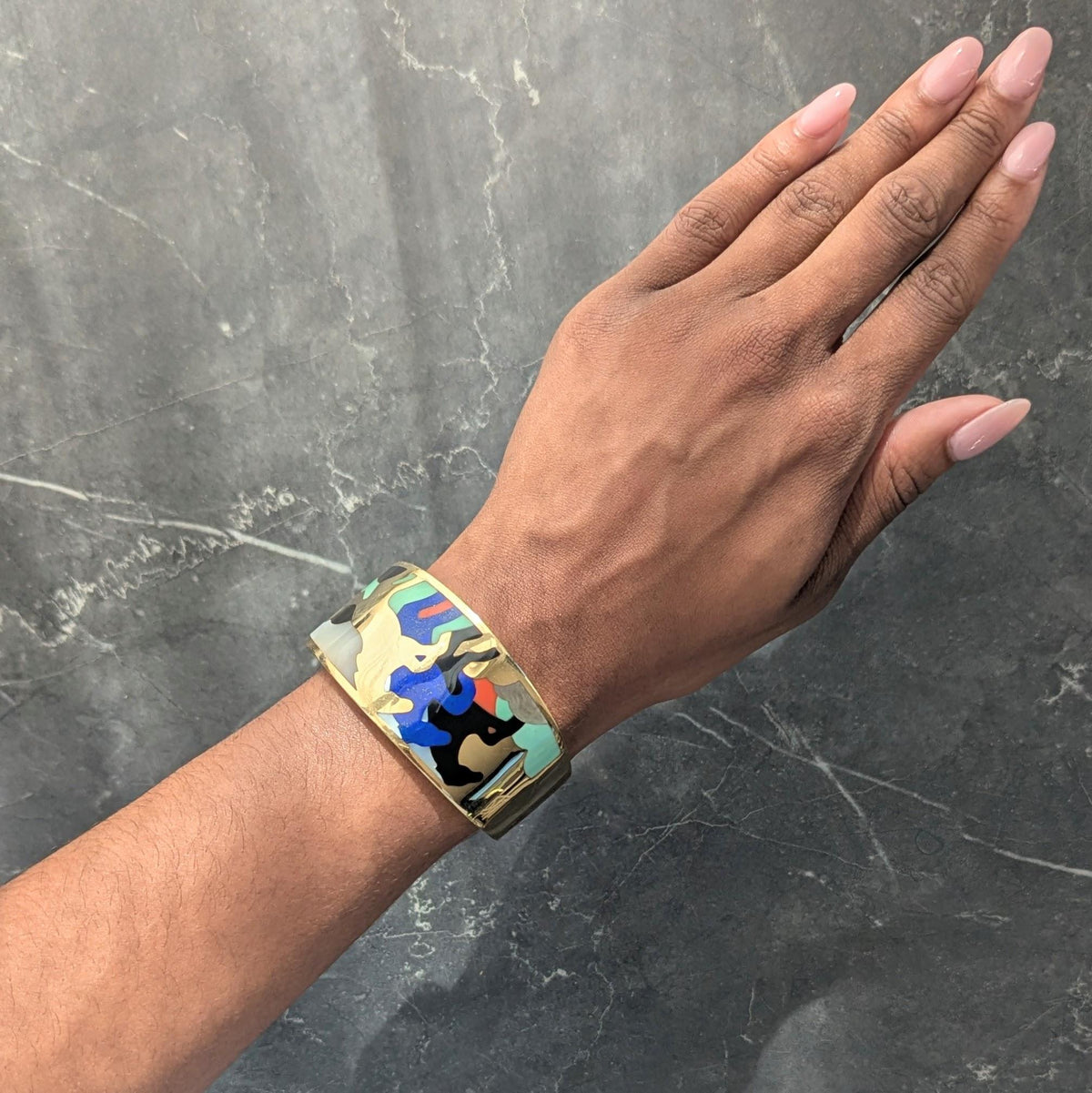 Asch Grossbardt 1980's Multi-Gem 14K Gold Vintage Horse Inlay Bangle Bracelet