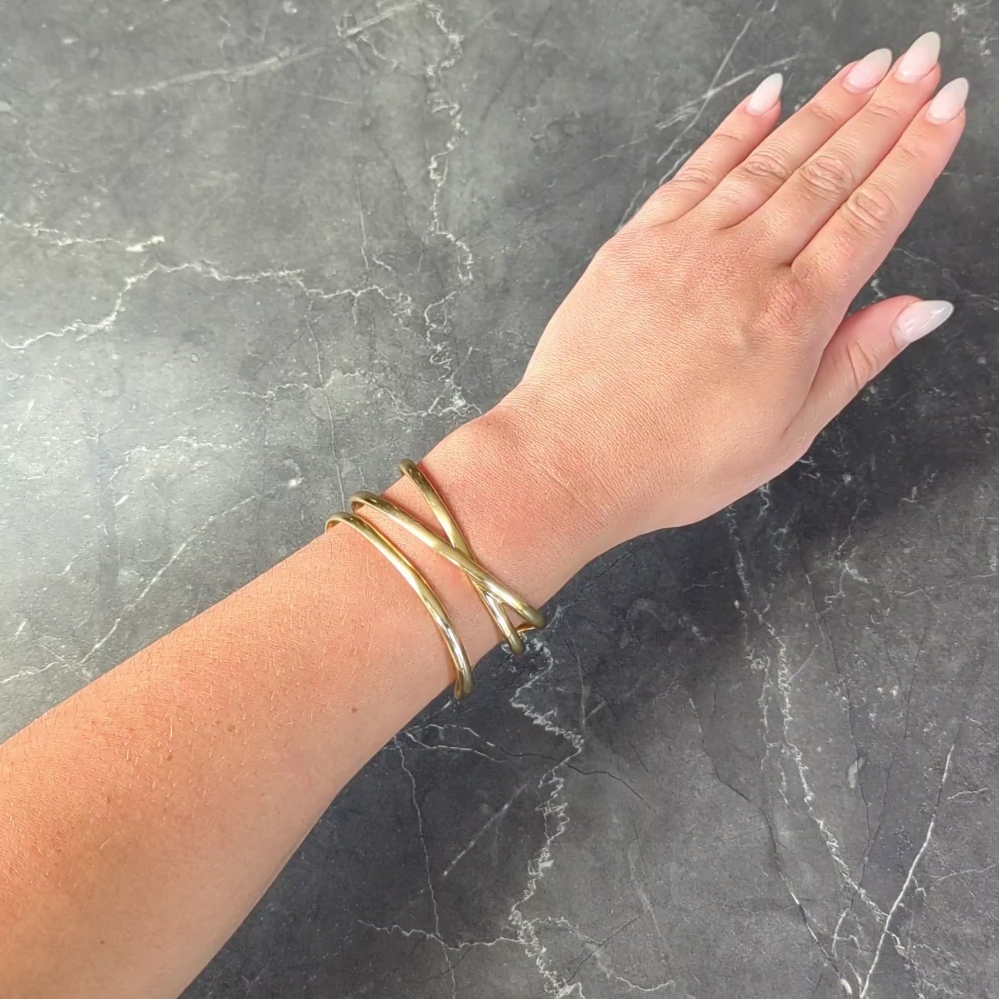 Tiffany & Co. 1980 18 Karat Yellow Gold Vintage Wave Cuff Bracelet