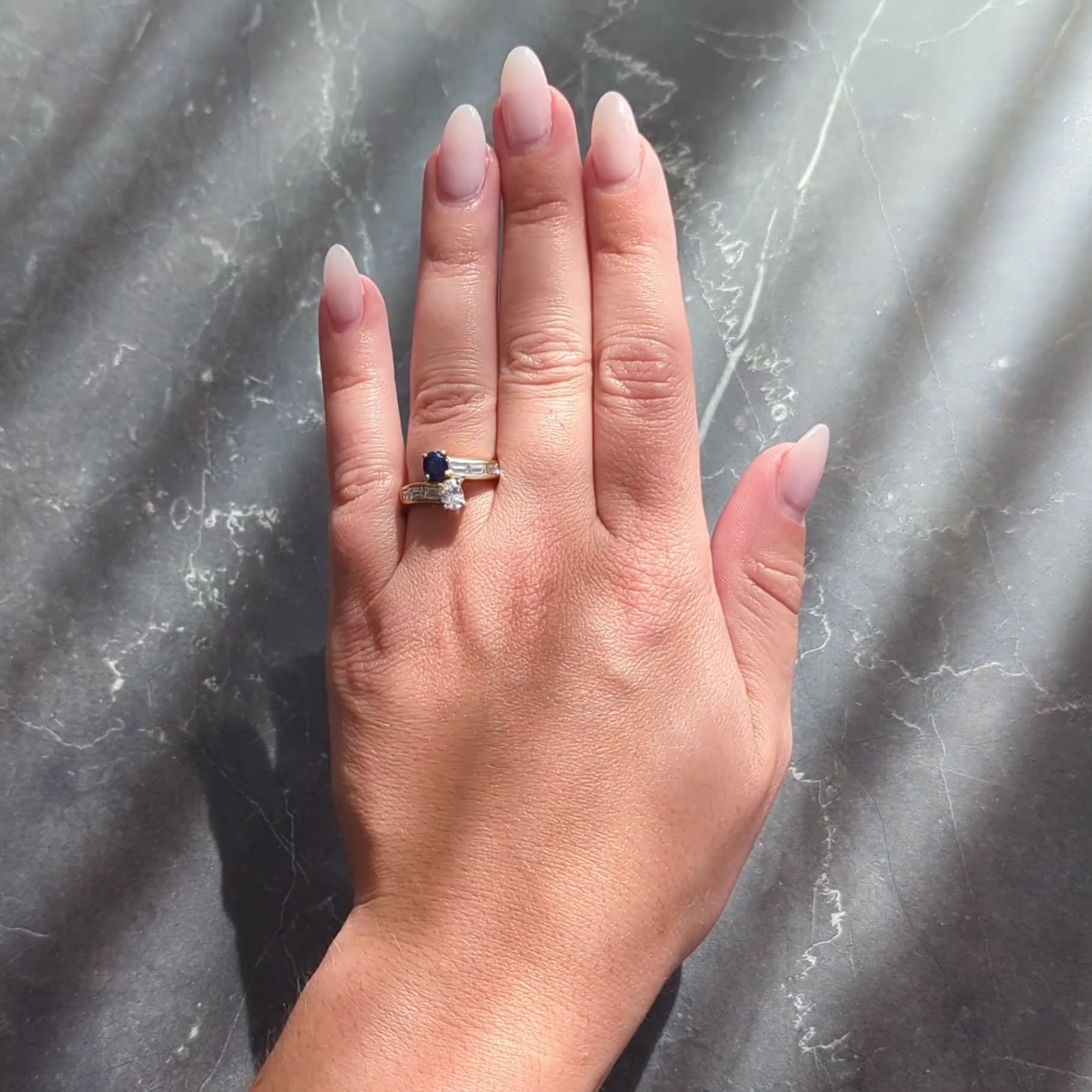 1980's Sapphire Diamond 18 Karat Yellow Gold Vintage Toi-Et-Moi Bypass Ring