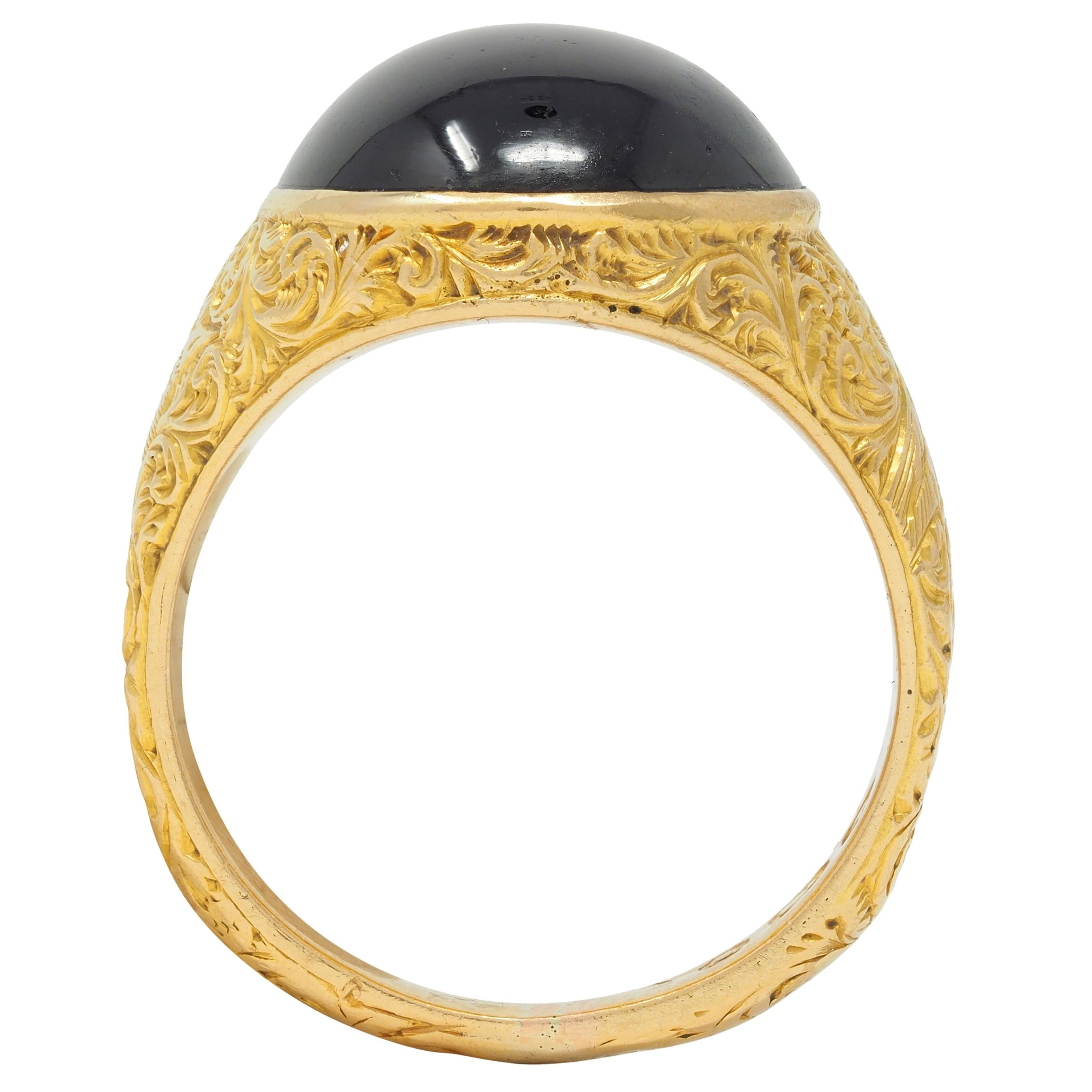 Victorian Garnet Cabochon 18 Karat Yellow Gold Floral Antique Unisex Signet Ring