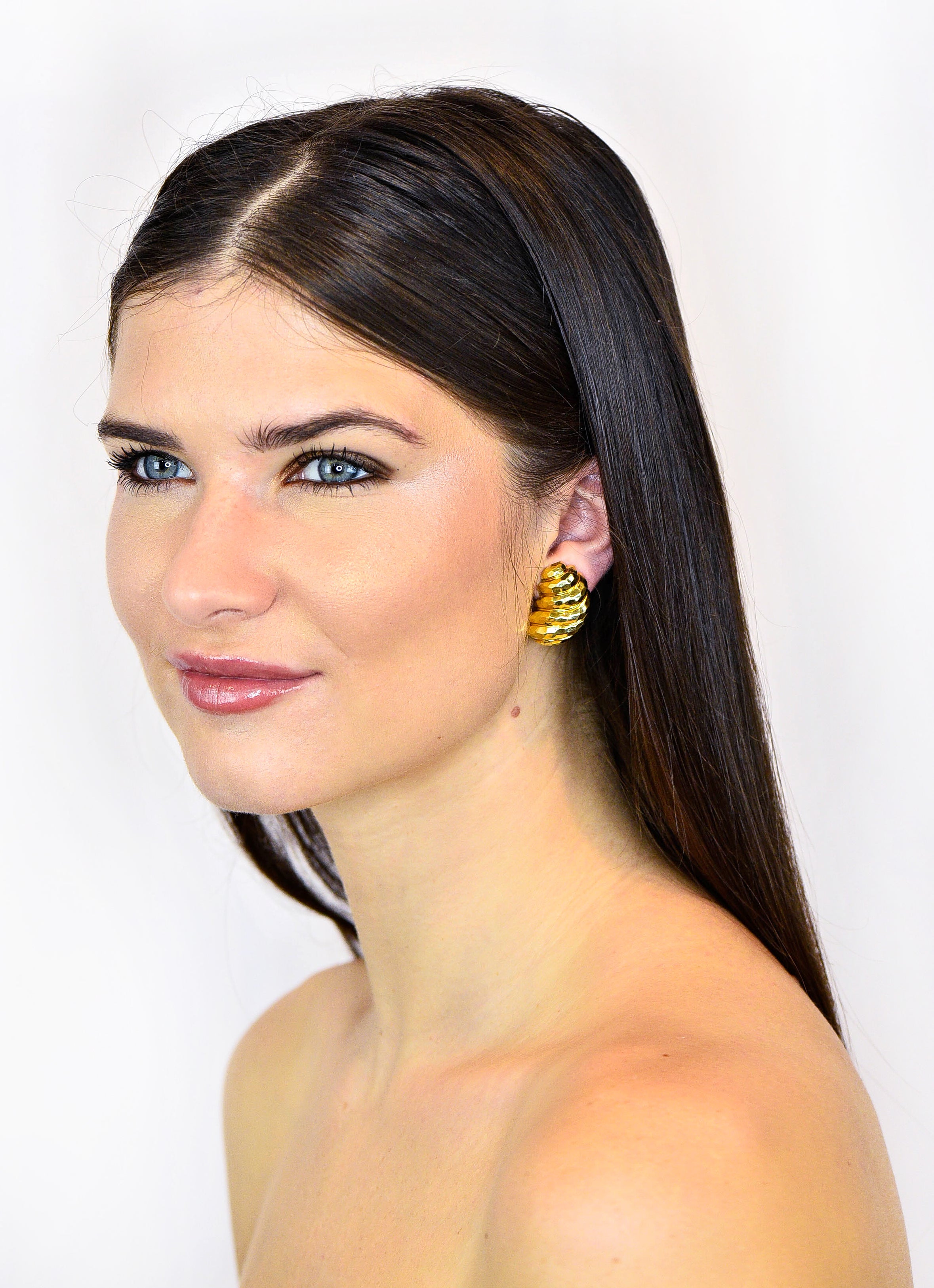 Henry Dunay Vintage 18 Karat Gold Hammered Ear-Clip Earrings Circa 1980Earrings - Wilson's Estate Jewelry
