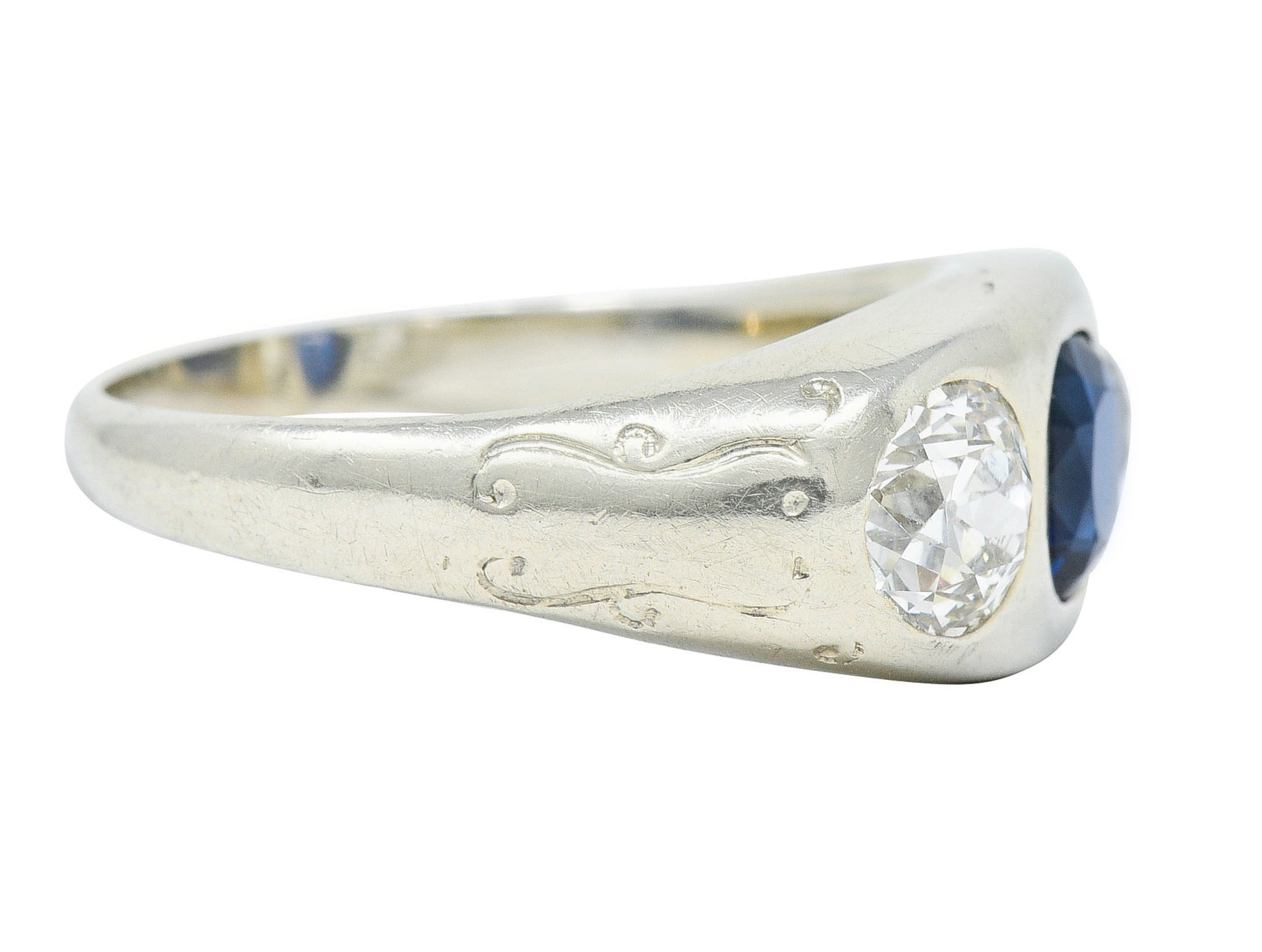 Retro 3.05 CTW No Heat Sapphire Diamond 18 Karat White Gold Gypsy Unisex Ring GIARing - Wilson's Estate Jewelry