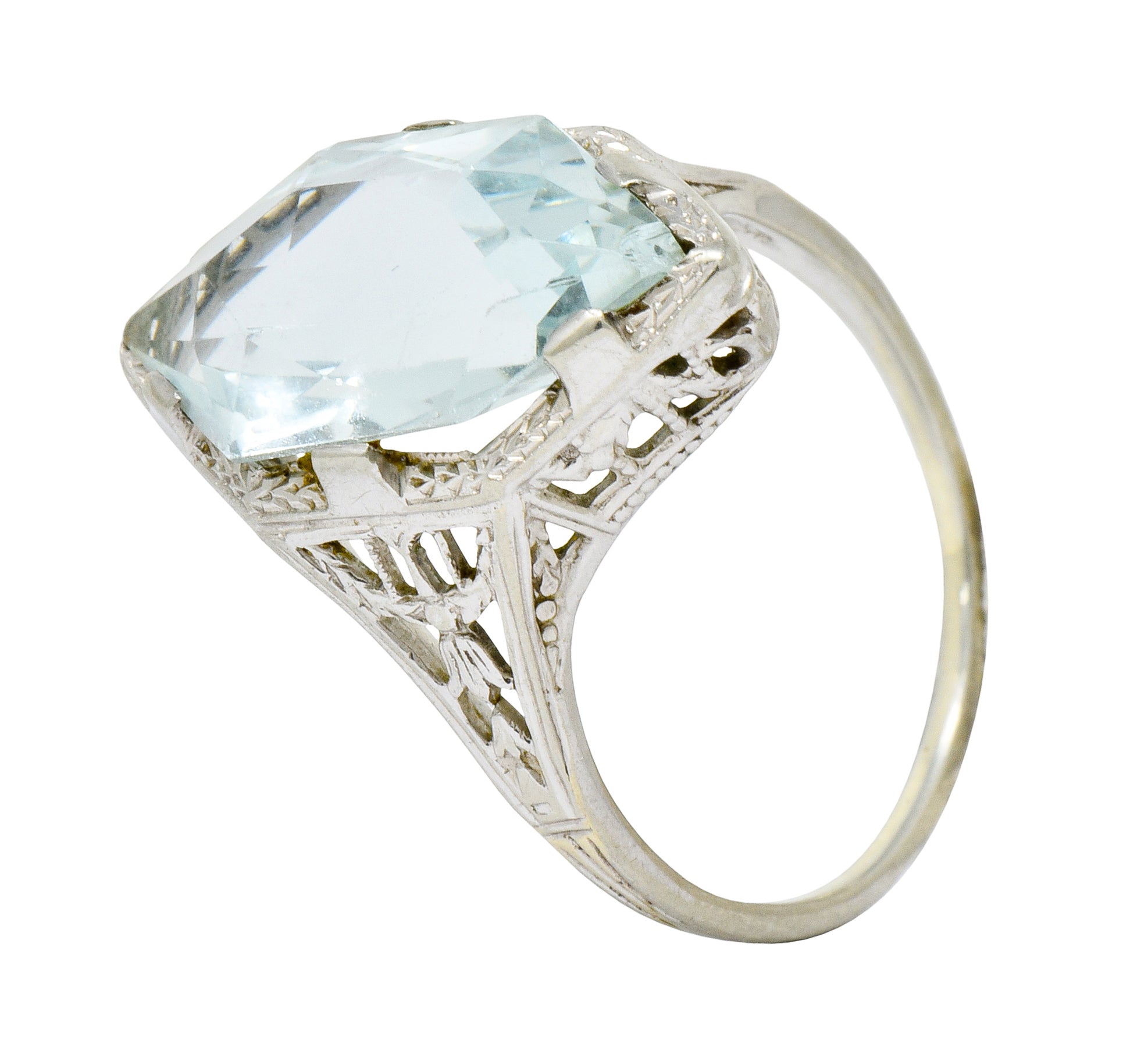 Art Deco Aquamarine 18 Karat White Gold Navette Dinner Ring - Wilson's Estate Jewelry