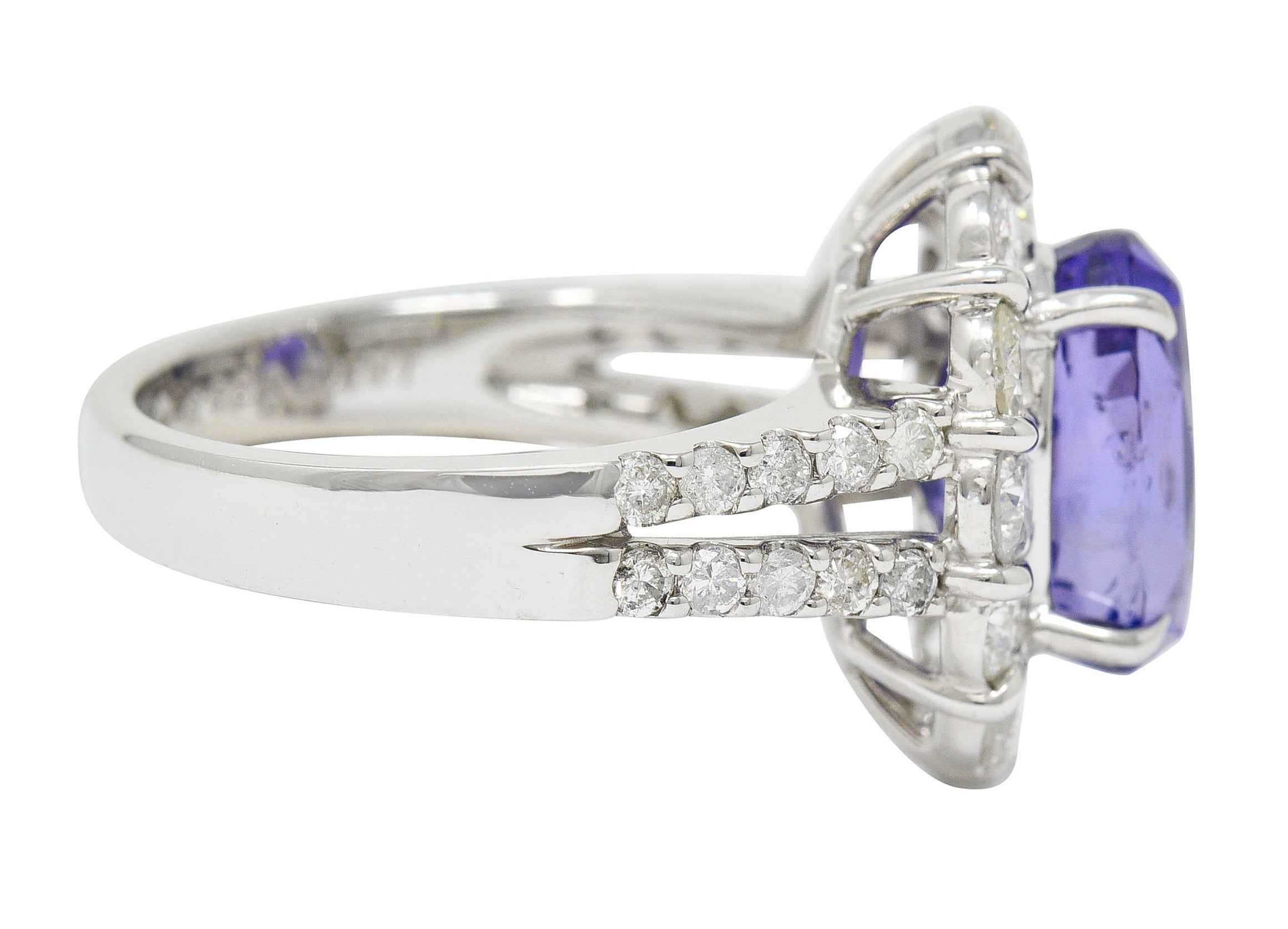 7.10 CTW No Heat Sapphire Diamond Platinum Cluster Ring AIGSRing - Wilson's Estate Jewelry