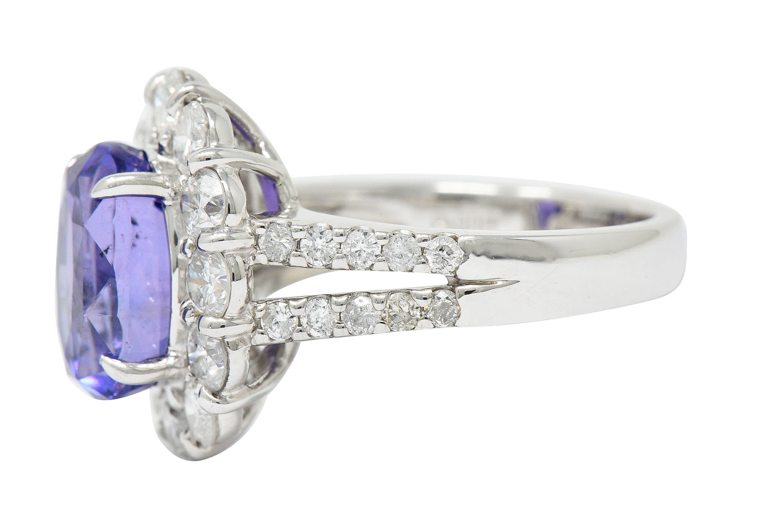 7.10 CTW No Heat Sapphire Diamond Platinum Cluster Ring AIGSRing - Wilson's Estate Jewelry