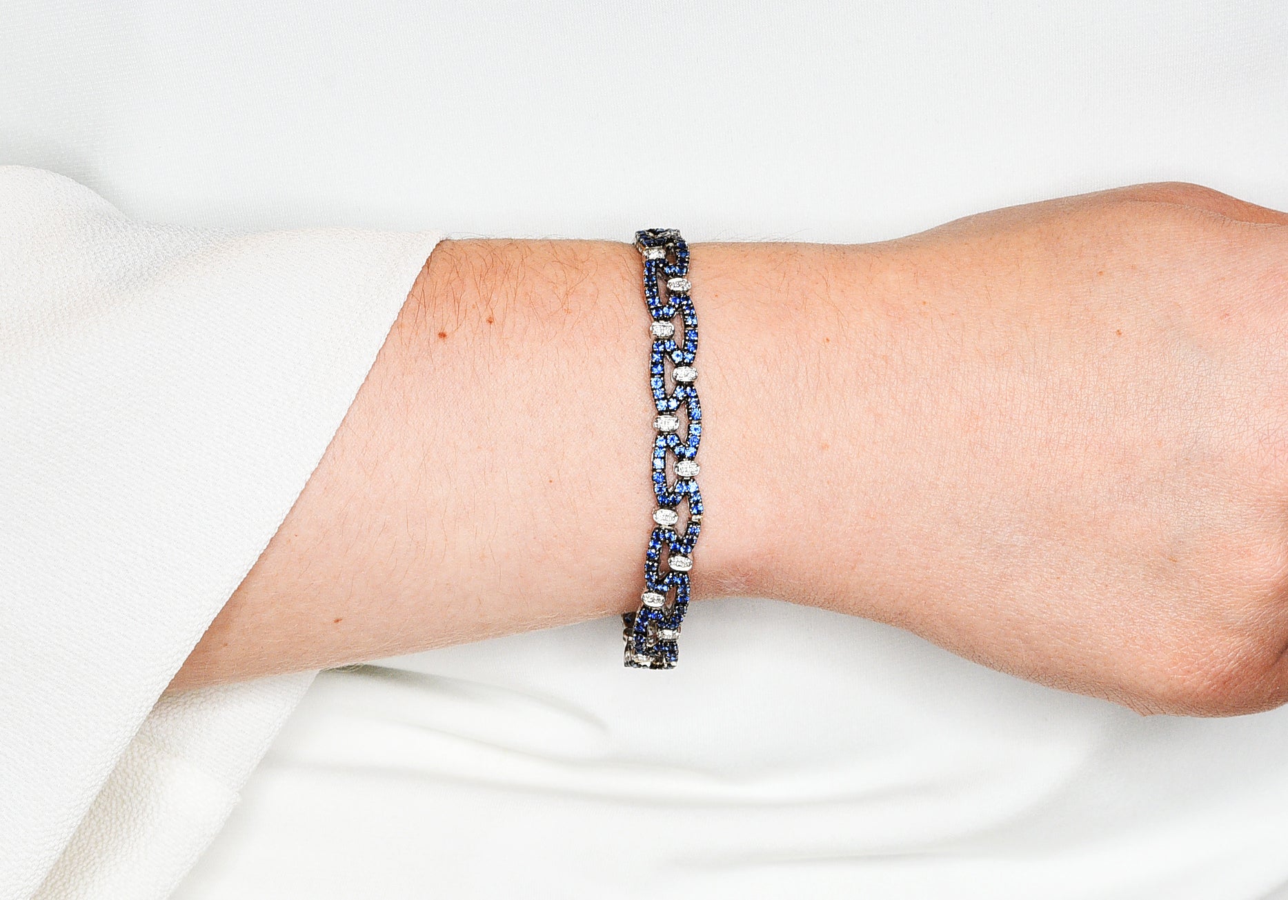 Vintage 6.50 CTW Sapphire Diamond 18 Karat White Gold Braceletbracelet - Wilson's Estate Jewelry
