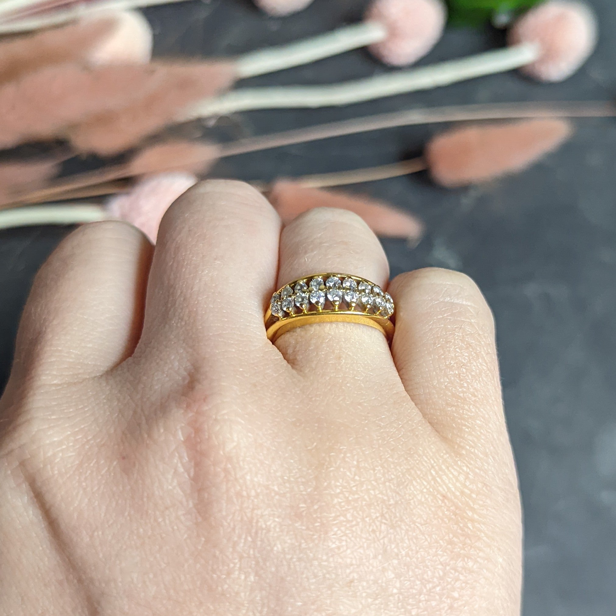 Vintage 0.55 CTW Diamond 18 Karat Gold Split Band Ring Wilson's Estate Jewelry