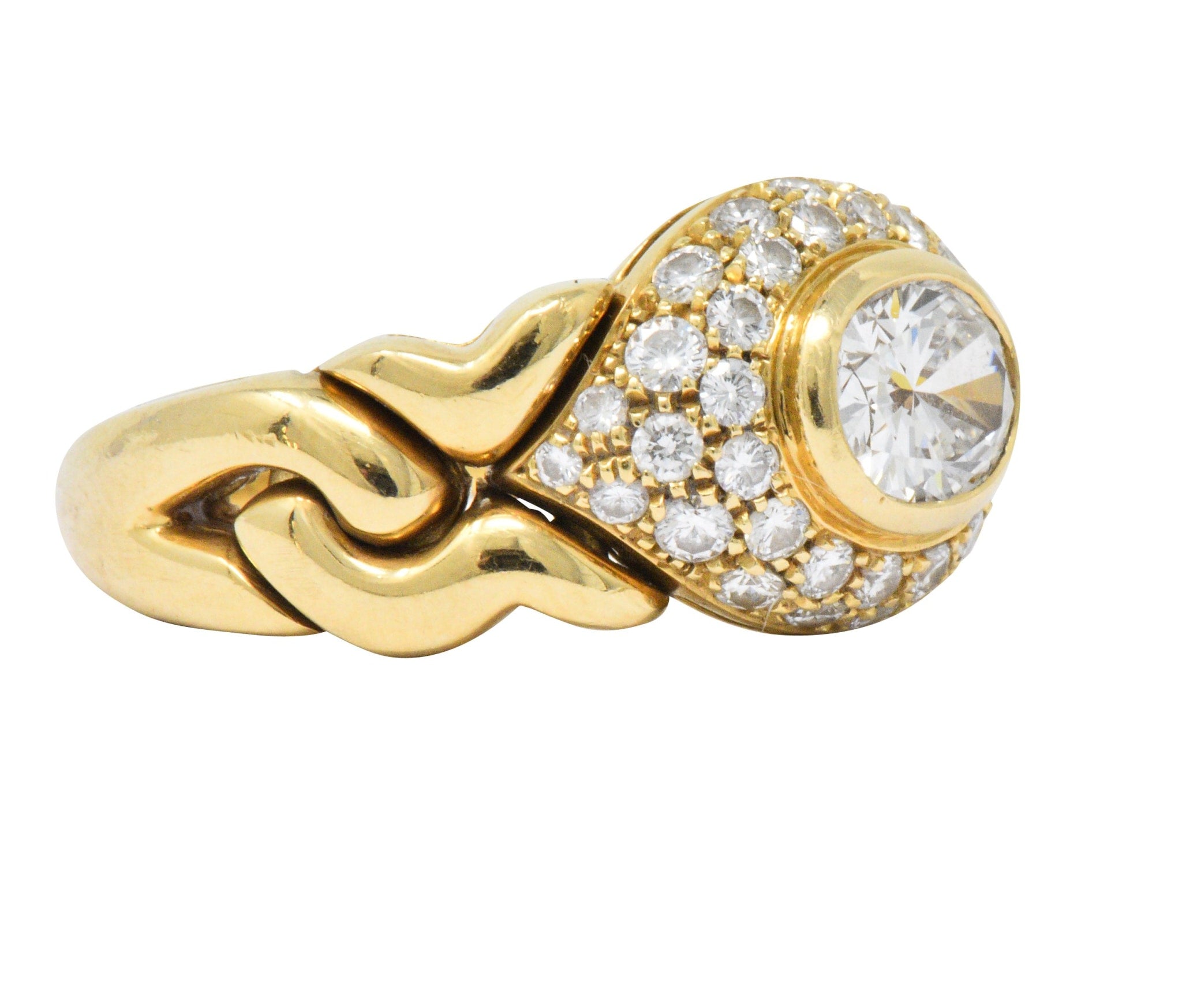 Bulgari 1.55 CTW Diamond 18 Karat Gold Alveare Ring CA 1980 Wilson's Estate Jewelry
