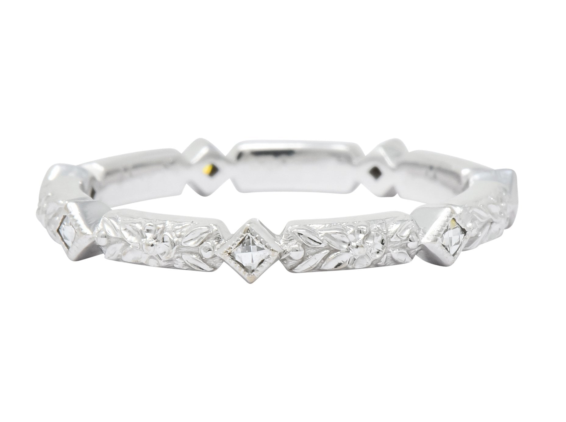 Contemporary Checkerboard French Cut Diamond 14 Karat White Gold Floral Band Ring - Wilson's Estate Jewelry