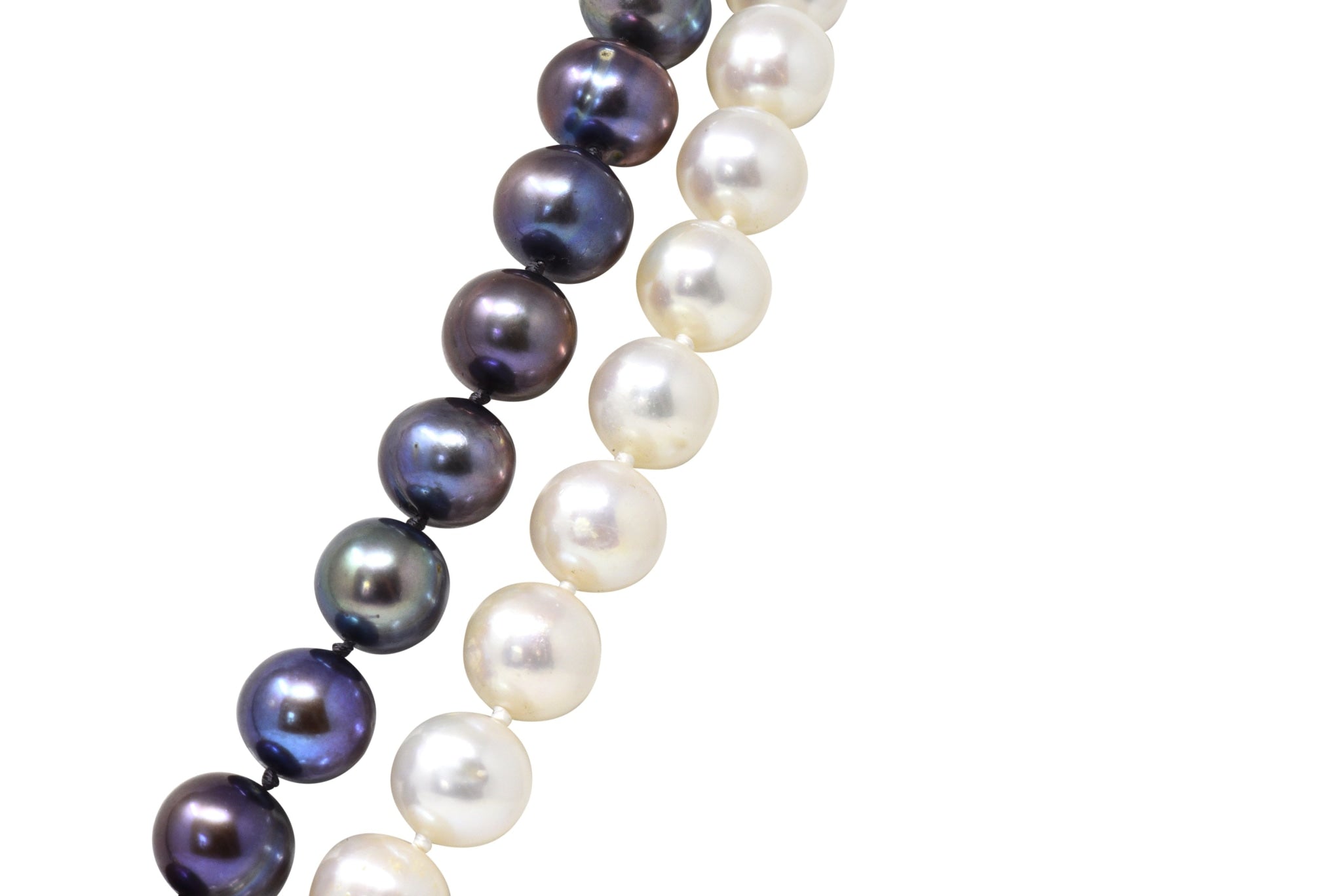 David Webb 1960's Vintage Tahitian South Sea Pearl 18 Karat Gold Tri-Gold Necklace - Wilson's Estate Jewelry
