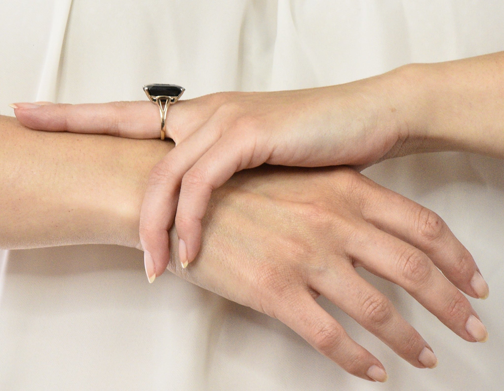 Edwardian 23.88 CTW No Heat Intaglio Sapphire Two-Tone 14 Karat Gold Ring GIA - Wilson's Estate Jewelry