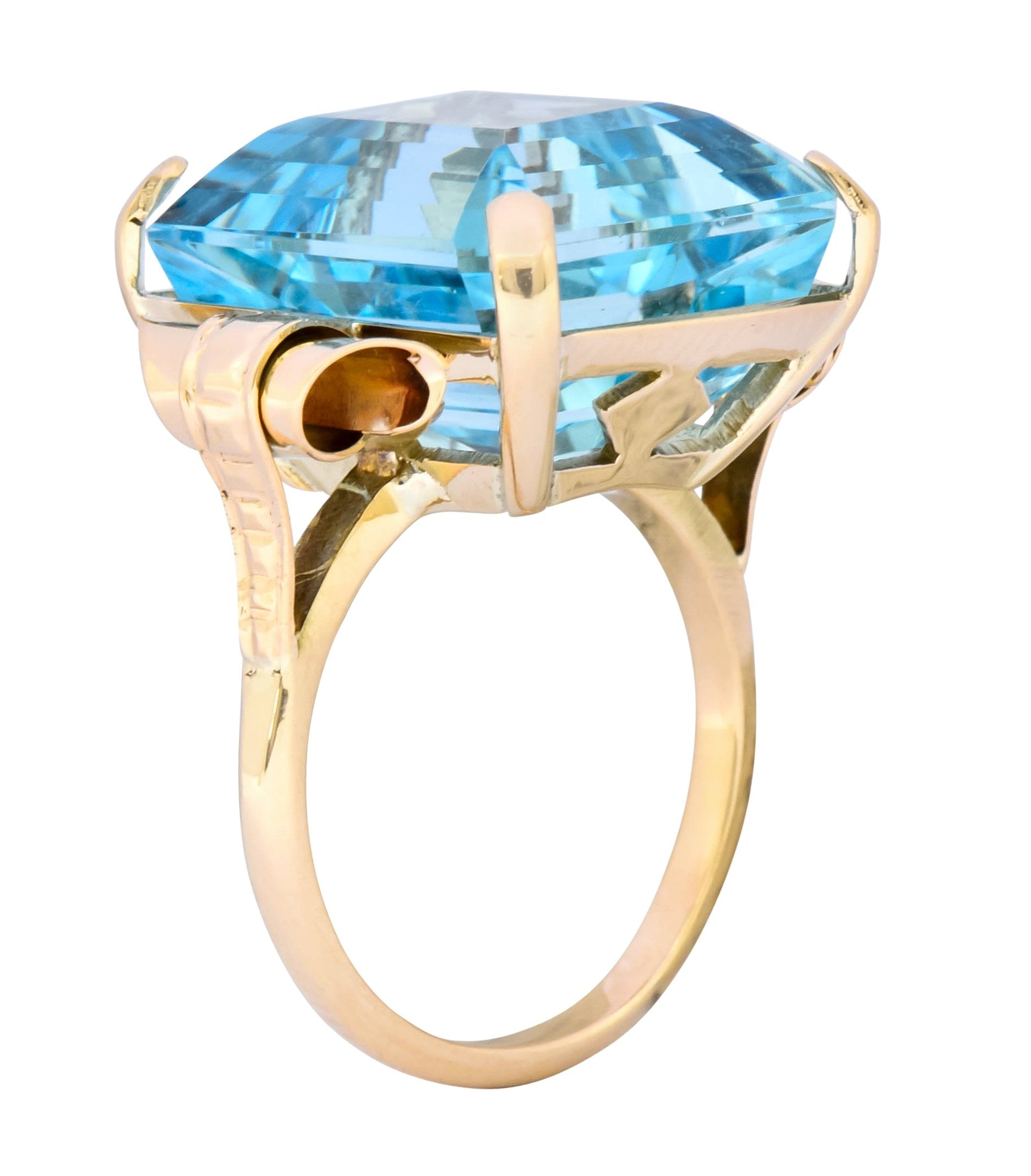 Retro 17.86 CTW Aquamarine 14 Karat Gold Cocktail Ring - Wilson's Estate Jewelry